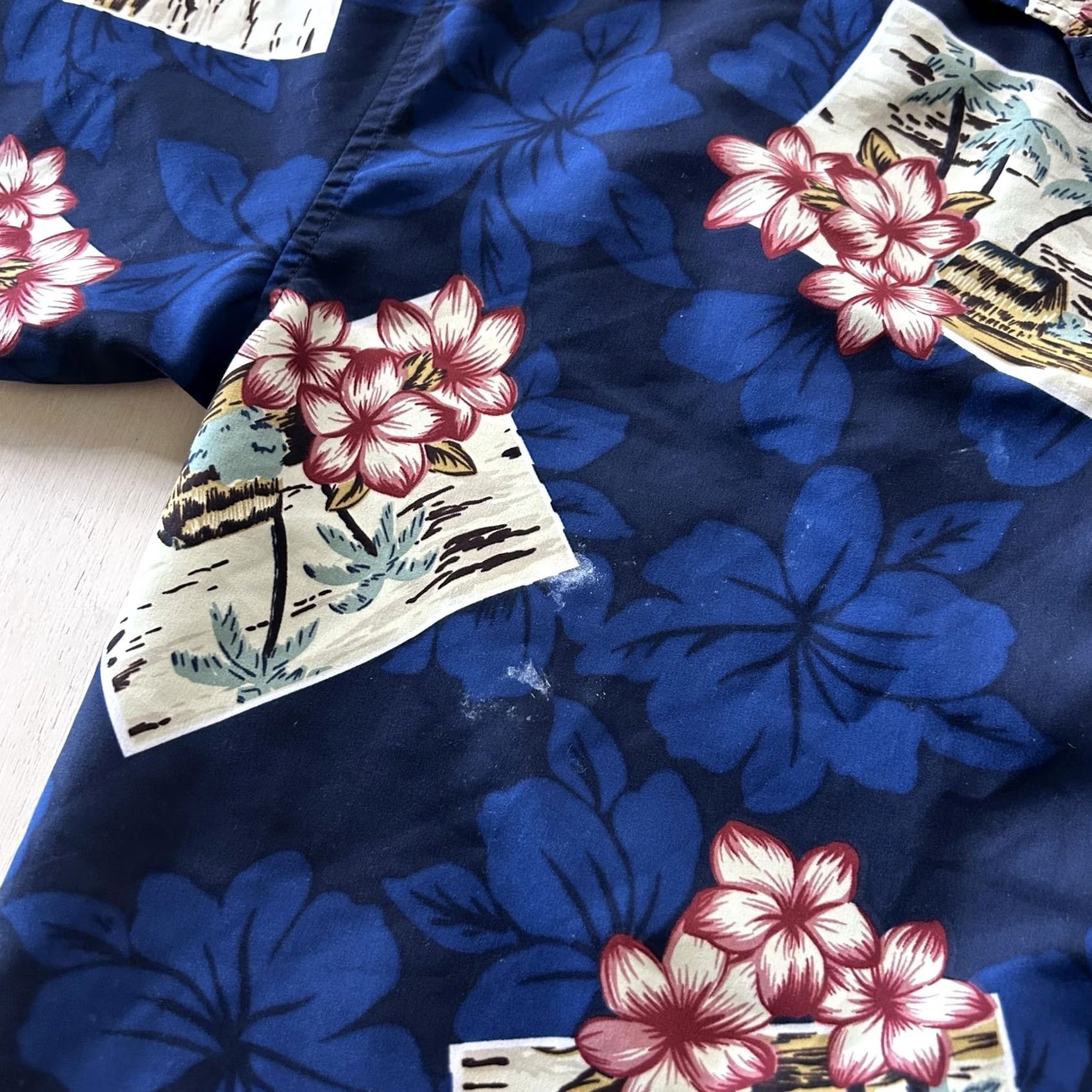 Vintage Montage Shirt Mens Large Blue Floral Hawaiian Short Sleeve Button Up Tropical Size US L / EU 52-54 / 3 - 4 Thumbnail