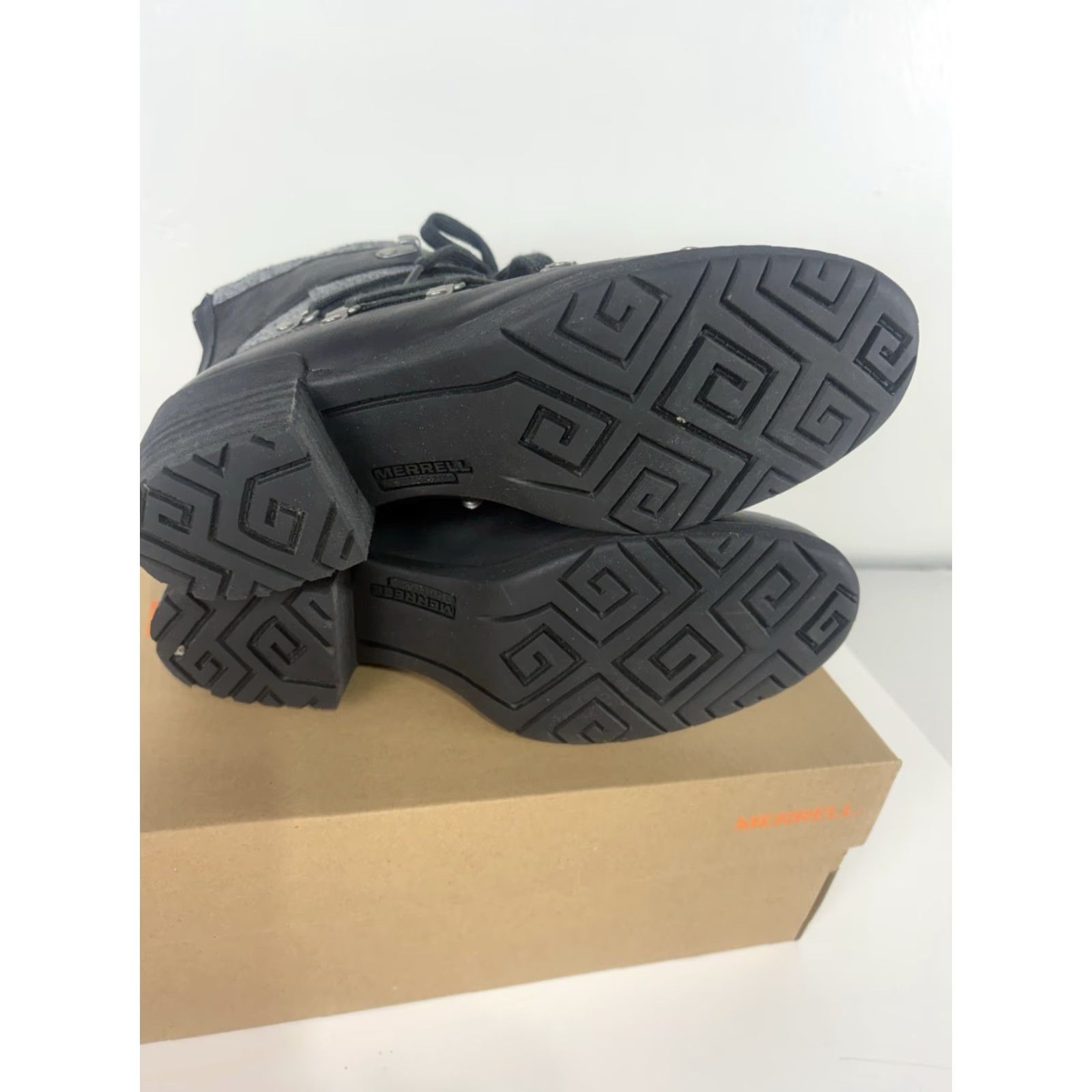 Merrell Merrell Shiloh II Bootie Womens 8M Black Size US 8 / IT 38 - 7 Thumbnail