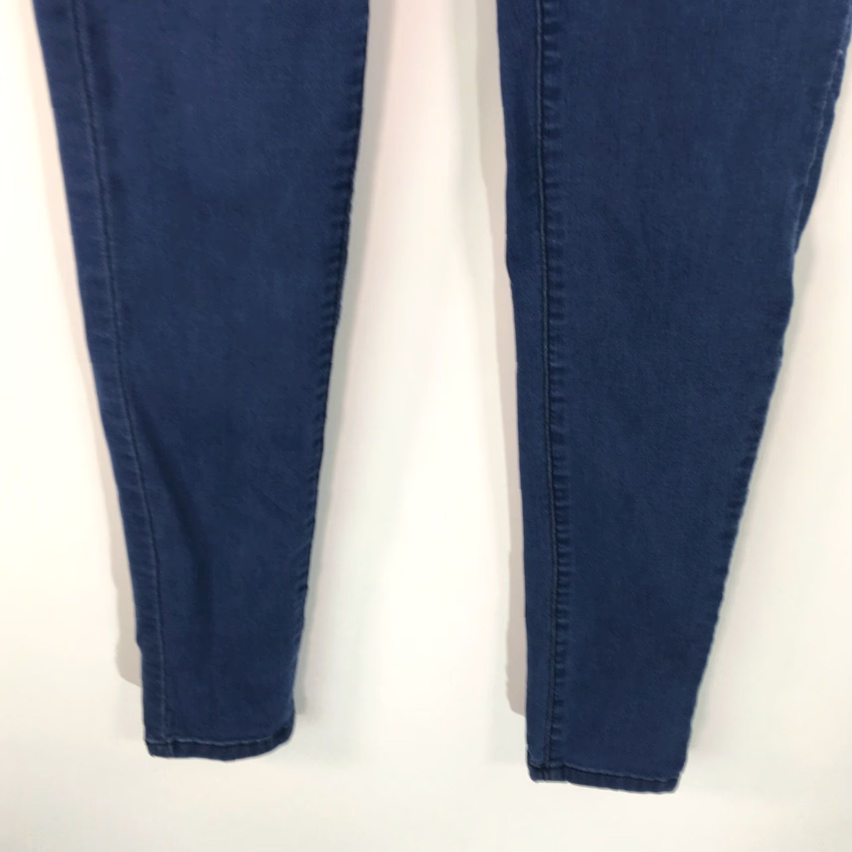 Denim & Co. Denim & Co. Denim Jeans Skinny Womens 30 Navy Blue 30X28 6 Casual Slim Regular Blue Jeans Women's Fit: Slim, 5-Pocket Design, Button Closure, Cotton Size 28" / US 6 / IT 42 - 3 Thumbnail
