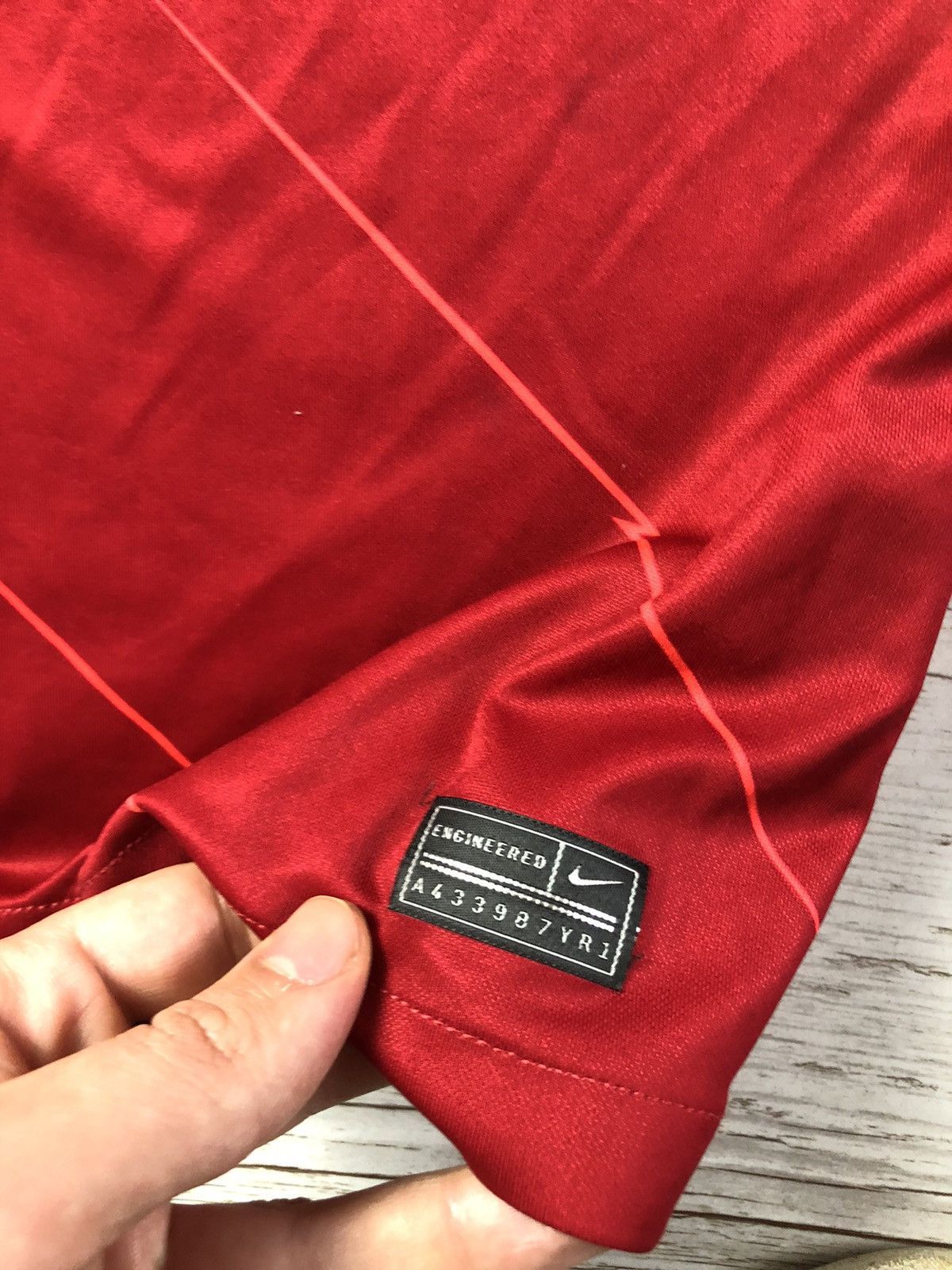 Nike LIVERPOOL 2021 2022 HOME FOOTBALL SHIRT SOCCER JERSEY NIKE Size US M / EU 48-50 / 2 - 9 Thumbnail