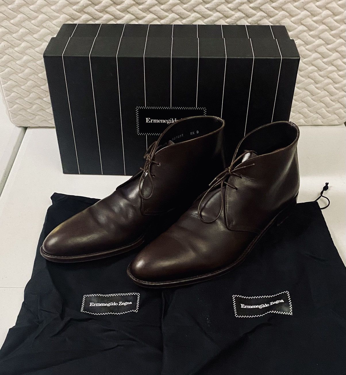 Ermenegildo Zegna Ermenegildo Zegna 🇮🇹 Dk Brown Calfskin Chukka Boots 8.5 D VGC Size US 8.5 / EU 41-42 - 1 Thumbnail