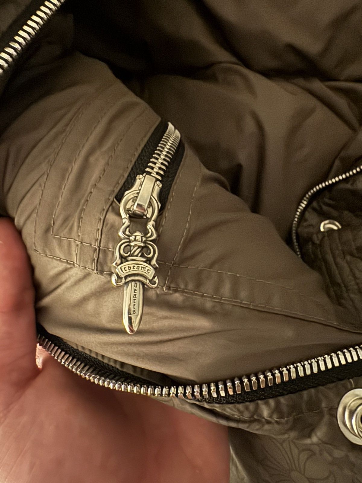 Chrome Hearts Chrome Hearts Monogram Puffer Jacket Olive Size US L / EU 52-54 / 3 - 16 Thumbnail