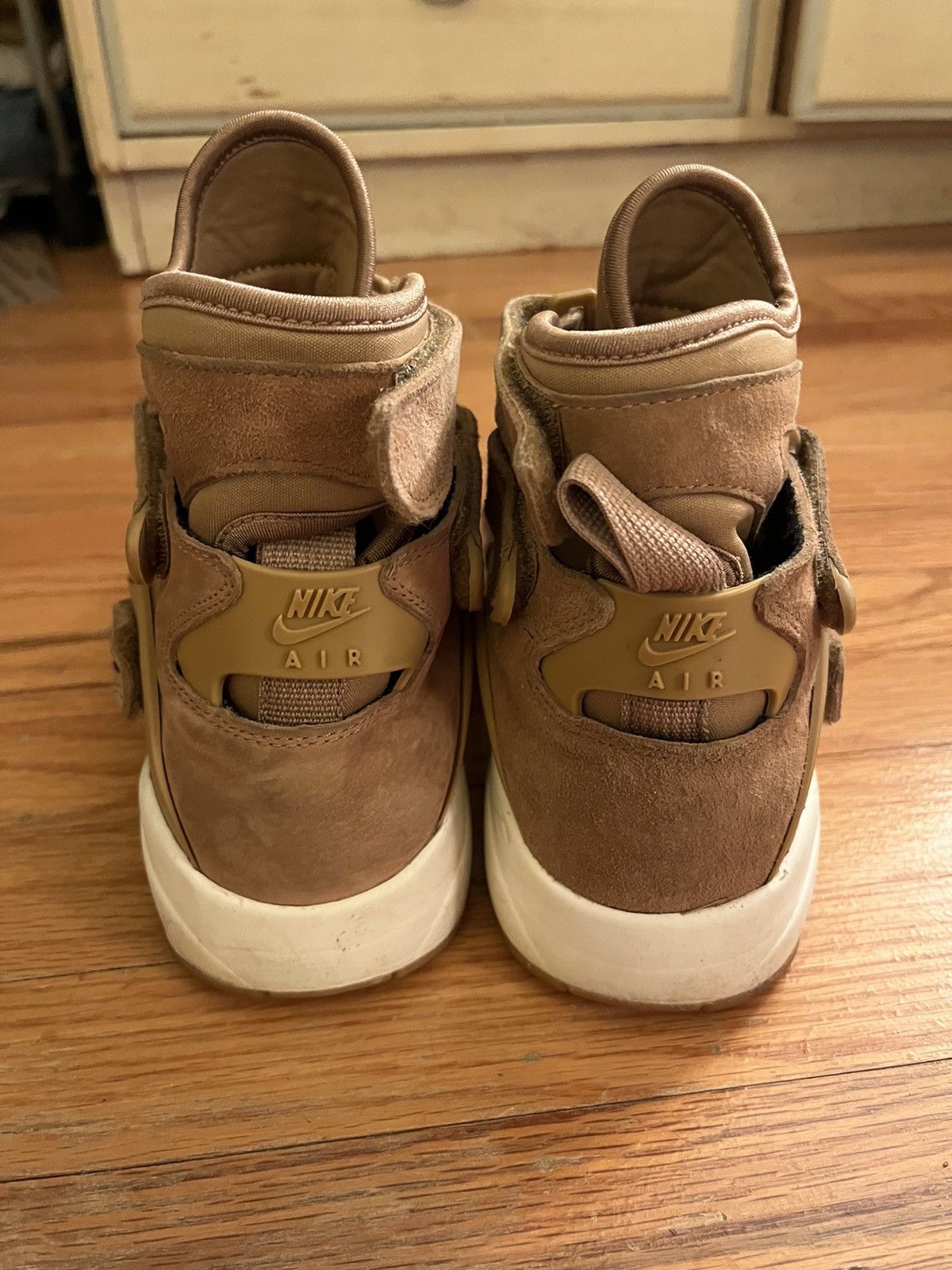 Nike Nike Air Unlimited Flax Size US 8 / EU 41 - 2 Thumbnail