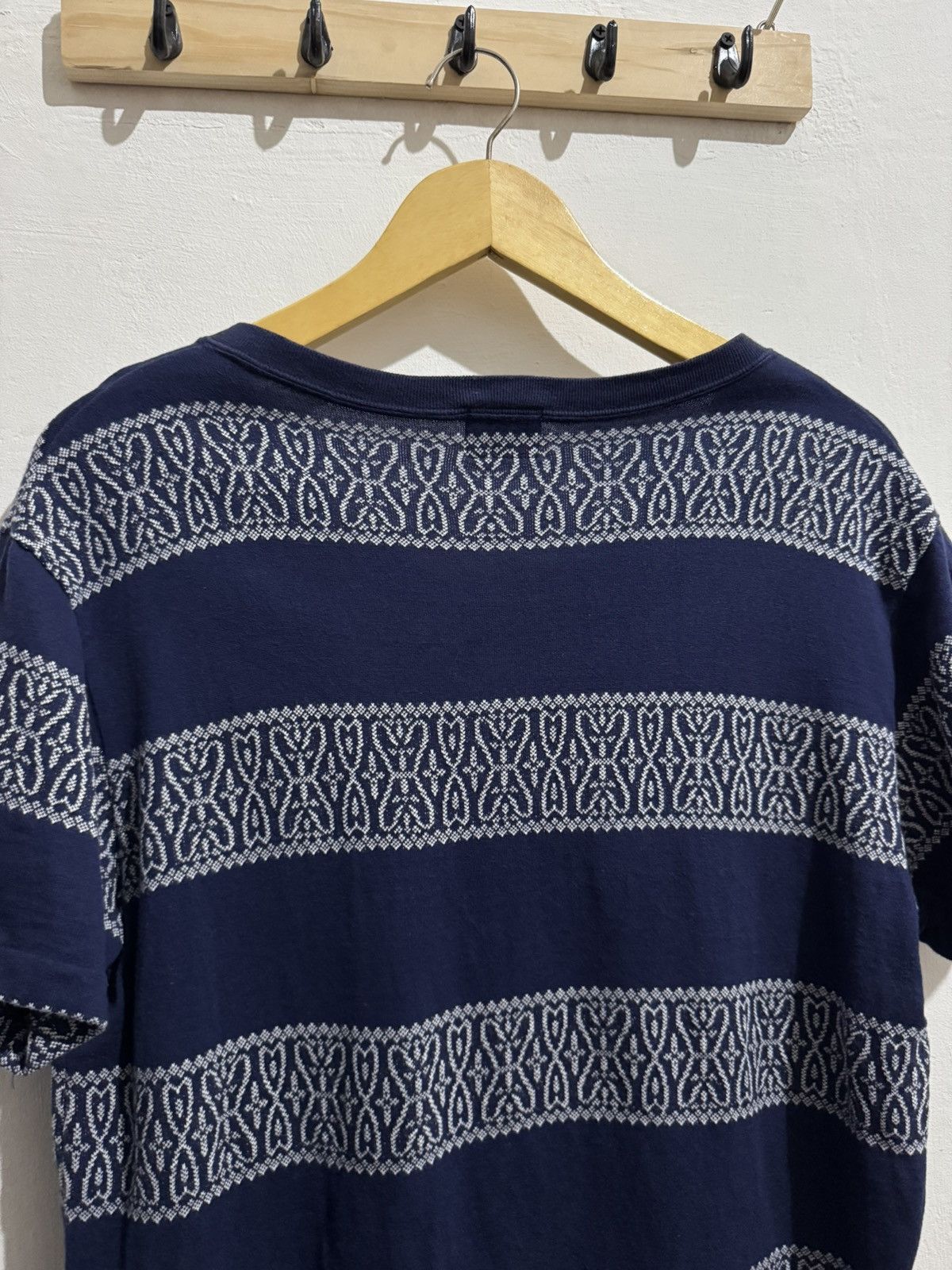 Pherrow's PHERROW’S VNECK POCKET PAISLEY TSHIRT Size US L / EU 52-54 / 3 - 3 Thumbnail
