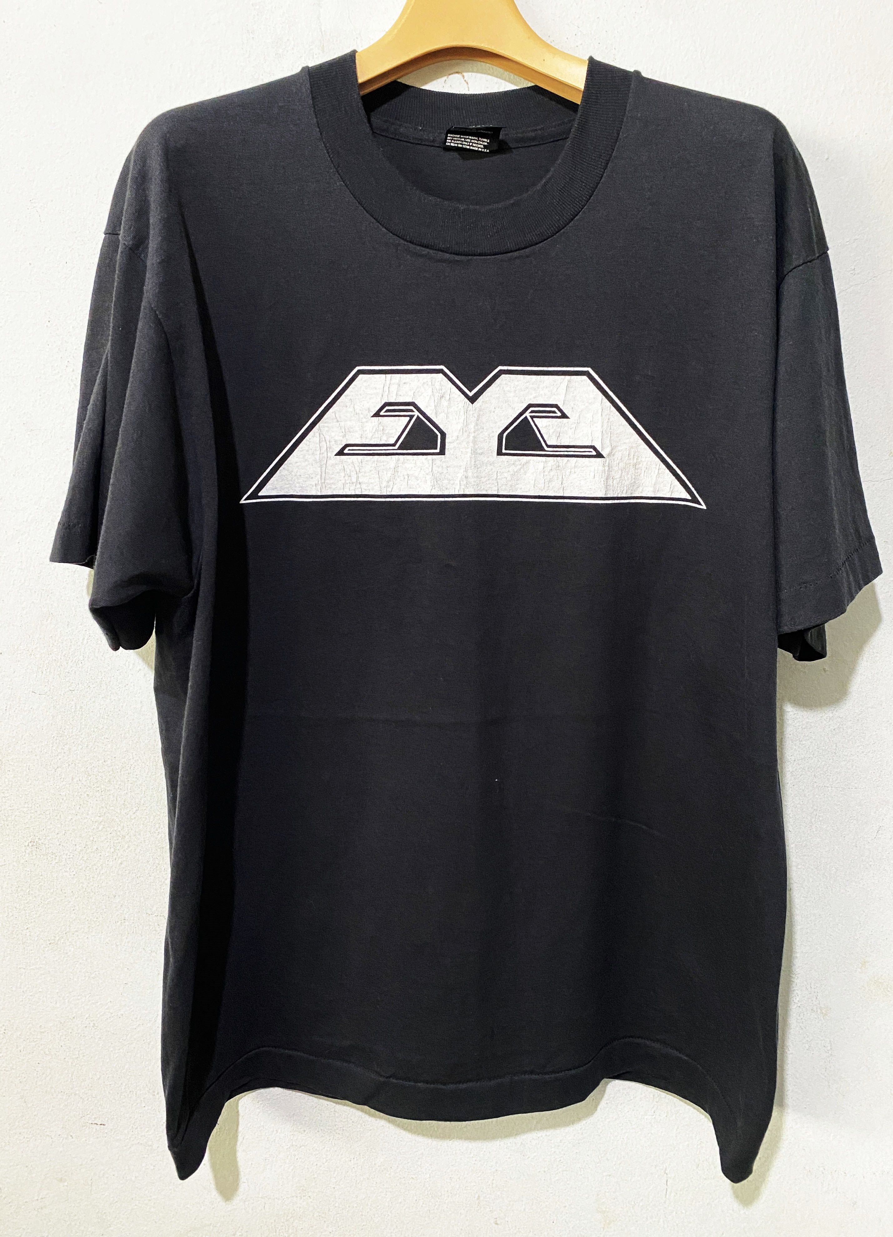 Band Tees × Vintage Vintage 90s Eye Shirt Size US L / EU 52-54 / 3 - 1 Thumbnail