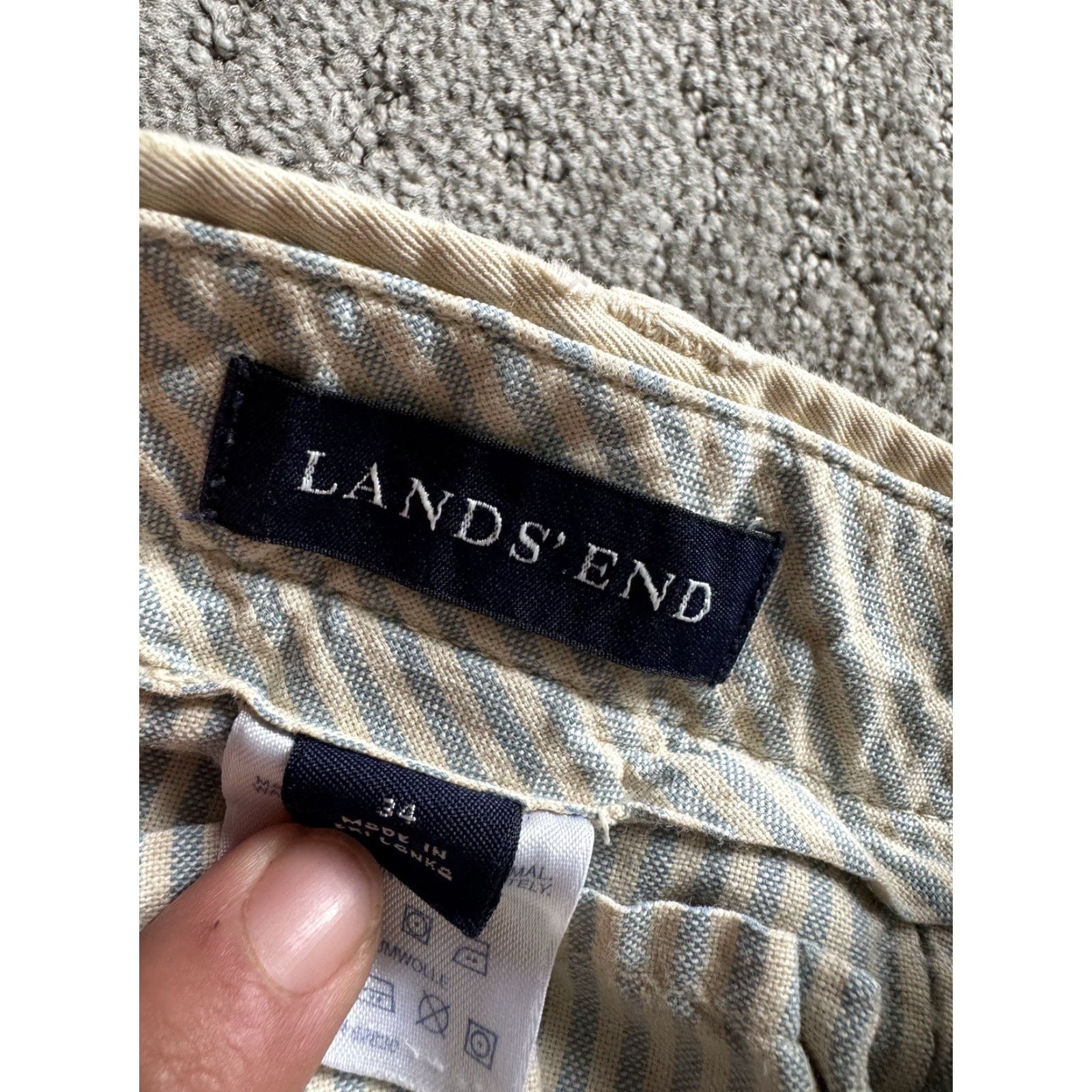 Lands' End Lands' End Chino Shorts Mens 34 Flat Front 9" Inseam Beige Cotton Twill Pockets Regular Rise 34 Waist Mens Body (N/A not used) Size US 34 / EU 50 - 5 Thumbnail