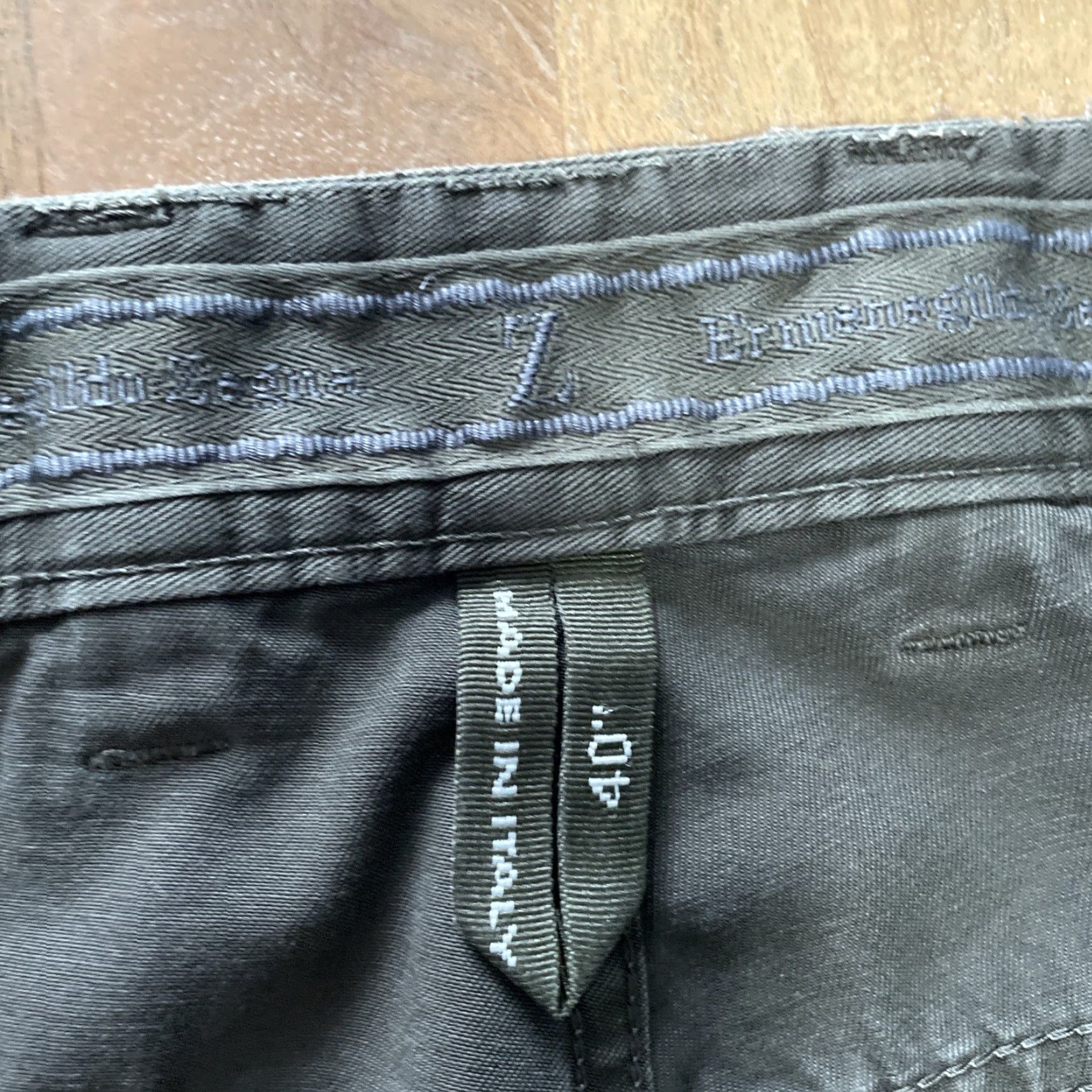 Ermenegildo Zegna Ermenegildo Zegna Chino Pants Men 37x28 Dark Green Straight Leg Flat Front Italy Chino Pants Men 37 Green Straight Front 5-Pocket Baggy? Size US 37 - 5 Thumbnail