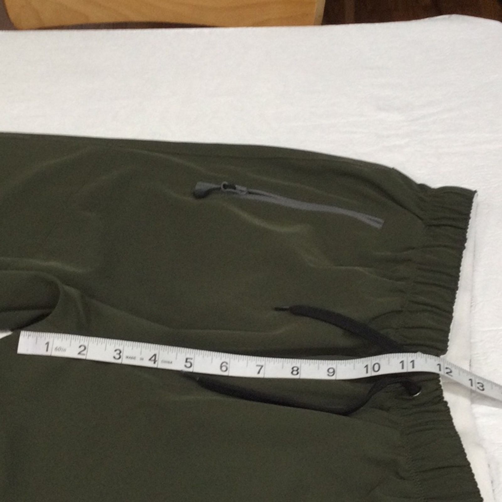 Other Baleaf Green Elastic Waist Lightweight Jogger Pant Size L Size 32" / US 10 / IT 46 - 15 Thumbnail