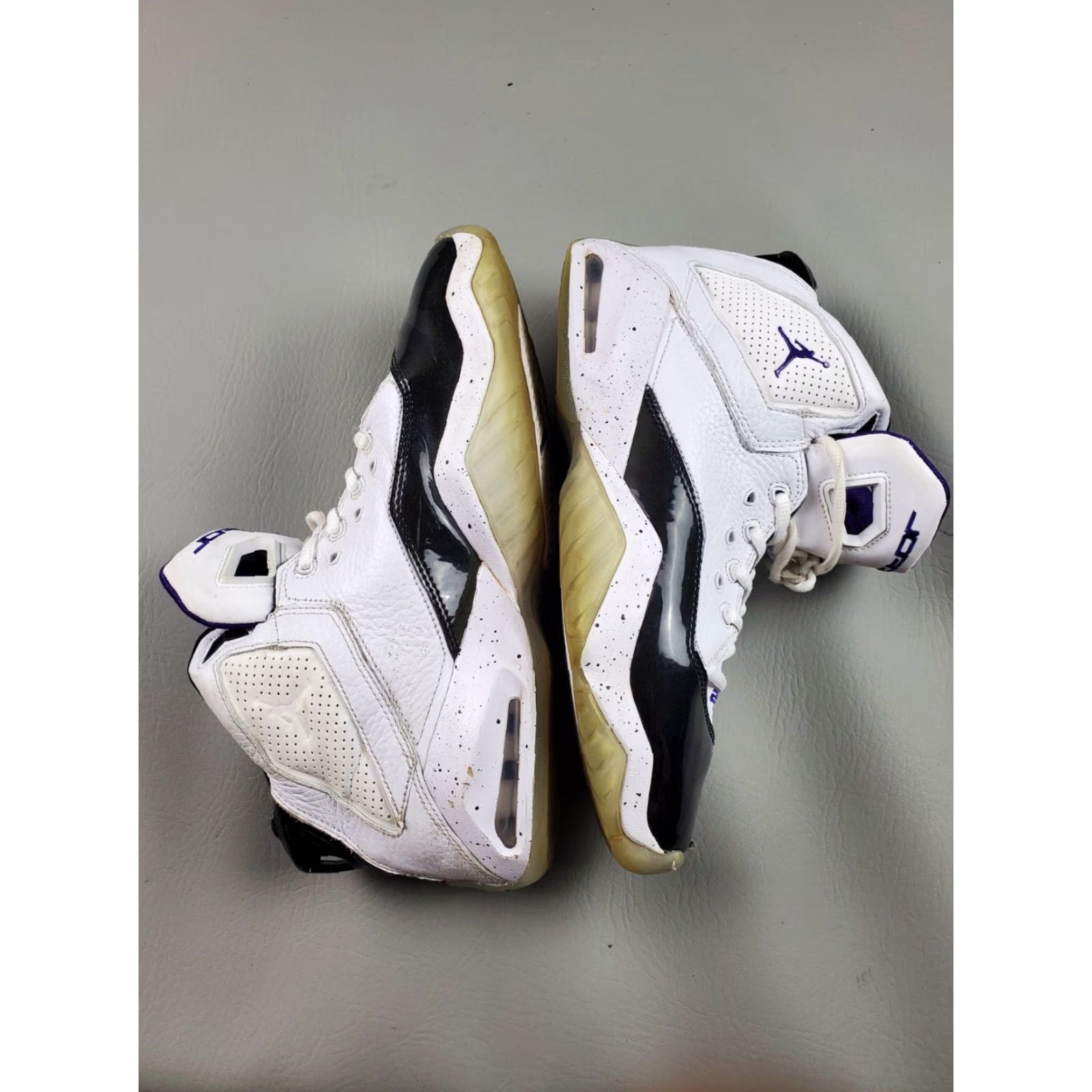 Jordan Brand Men's Nike Air Jordan B'Loyal "White Court Purple" Sneaker Sz 8 315317-114 Size US 8 / EU 41 - 5 Thumbnail
