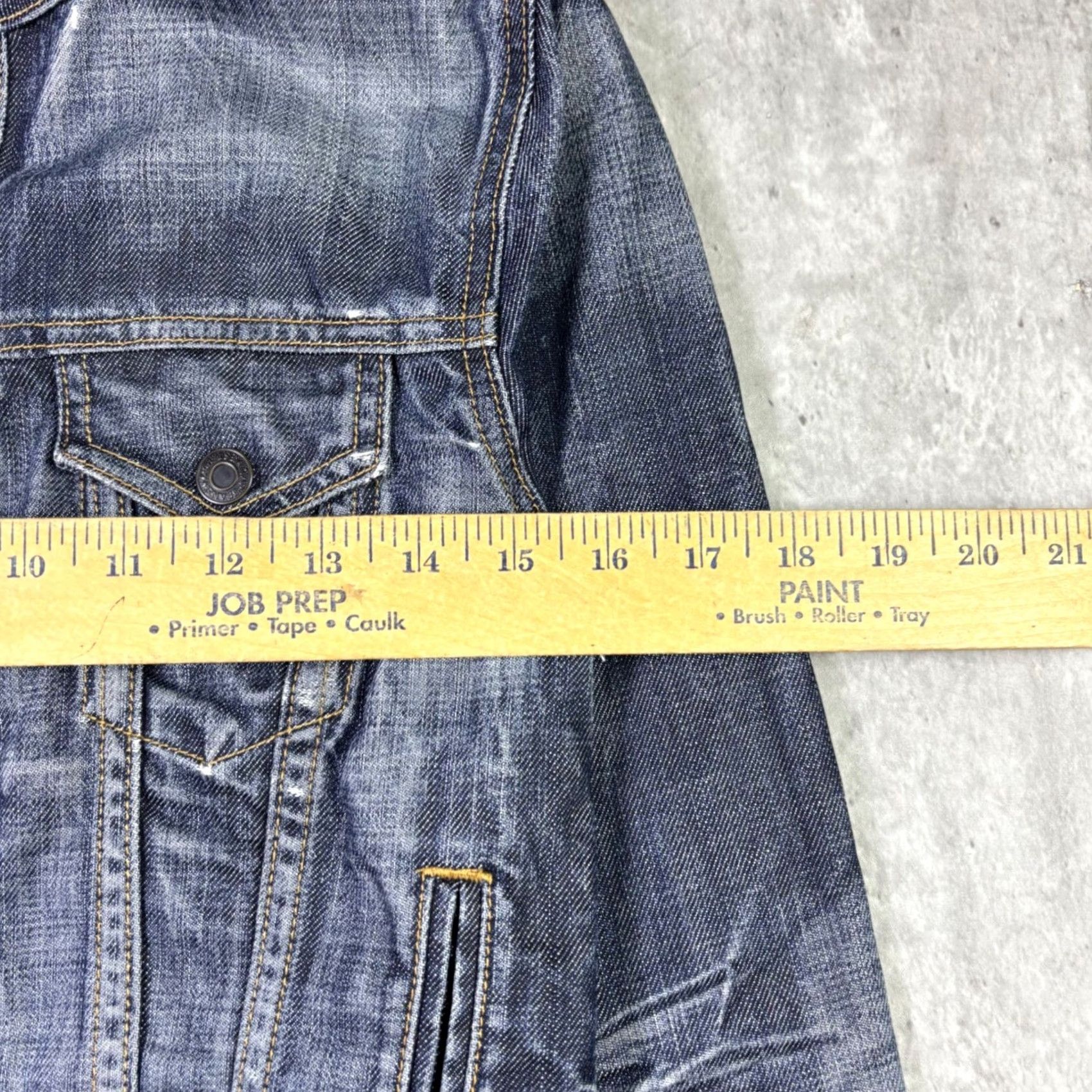 Gap Gap Denim Jacket Womens XS Dark Wash Distressed Trucker Jean Jacket Blue Y2K Denim Jacket Womens XS Blue Distressed Jeans Jacket Short Jacket Button Size 26" / US 2 / IT 38 - 4 Thumbnail