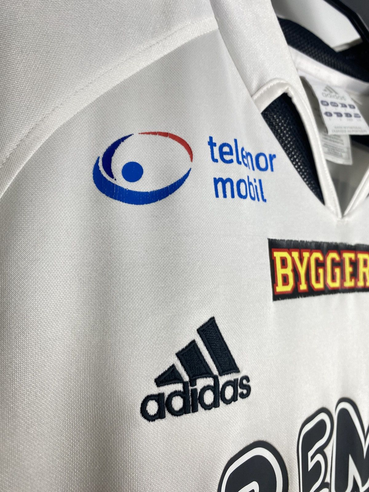 Adidas Vintage Y2K Adidas x Rosenborg 2004 2005 04/05 Home Jersey Size US L / EU 52-54 / 3 - 6 Thumbnail