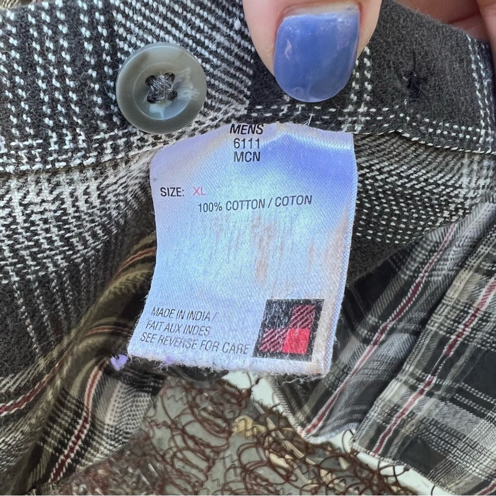 Woolrich Woolen Mills Woolrich grey plaid long sleeve button down shirt shacket Size XL / US 12-14 / IT 48-50 - 8 Thumbnail