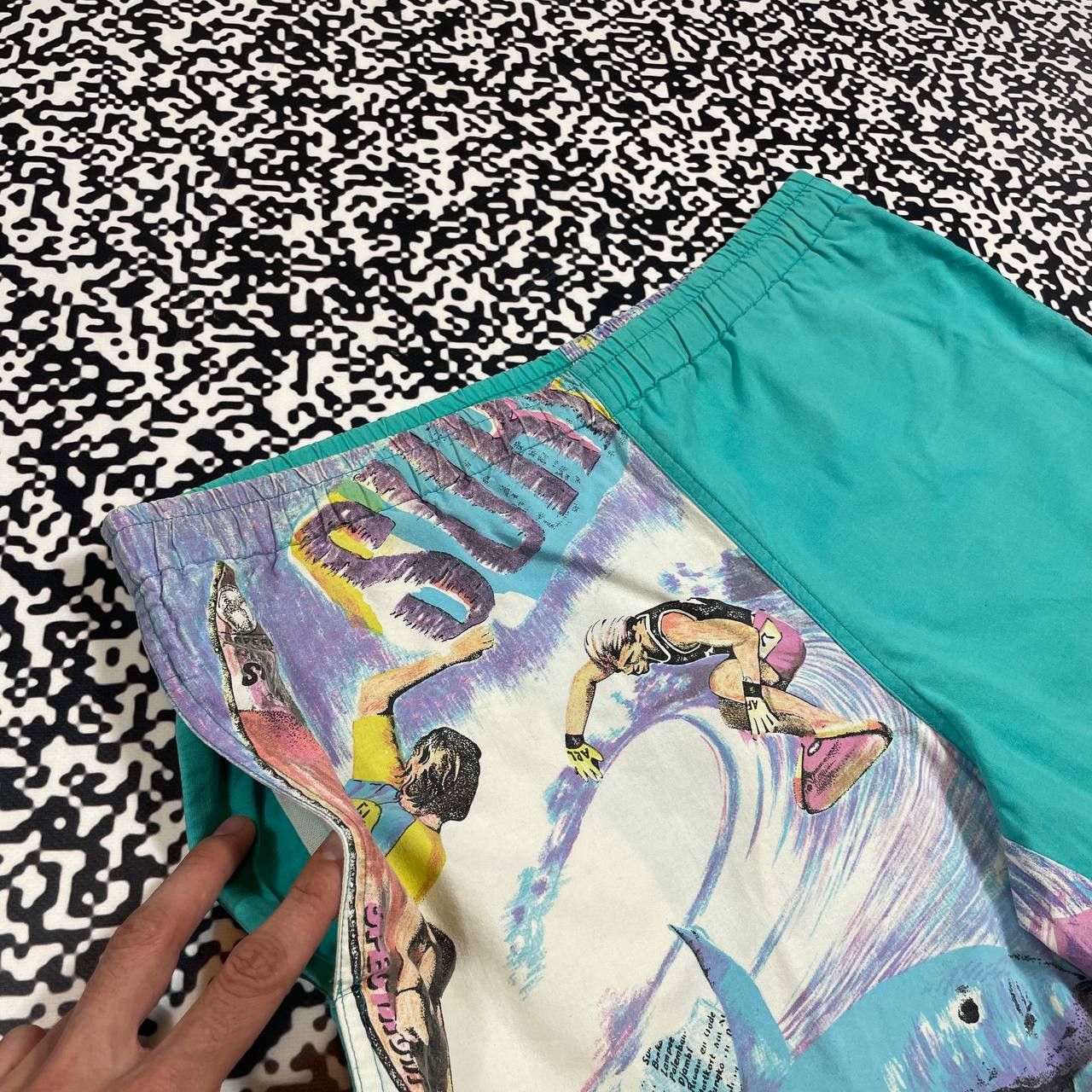 Vintage Vintage 90s Art Surf Hawaiian Style Retro Shorts Size US 32 / EU 48 - 6 Thumbnail