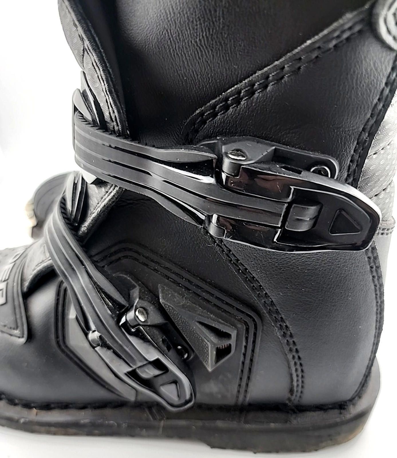 O'Neill MX Rider Motorcycle Motocross Youth Sz 5 Black Steel Toe Size ONE SIZE - 8 Thumbnail