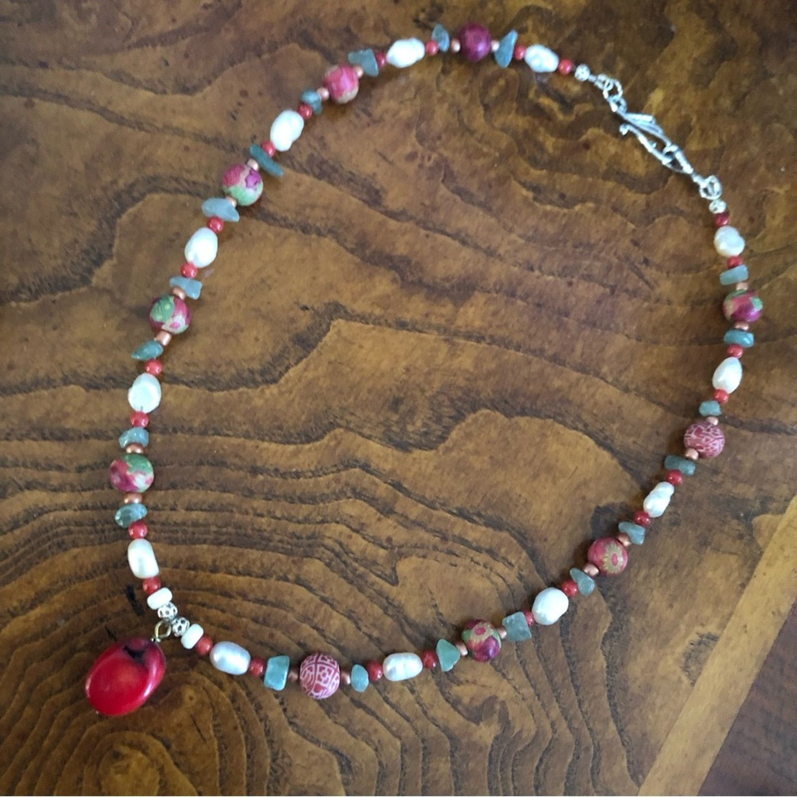 Handmade Handcrafted red coral green chalcedony pearl necklace Size ONE SIZE - 8 Thumbnail