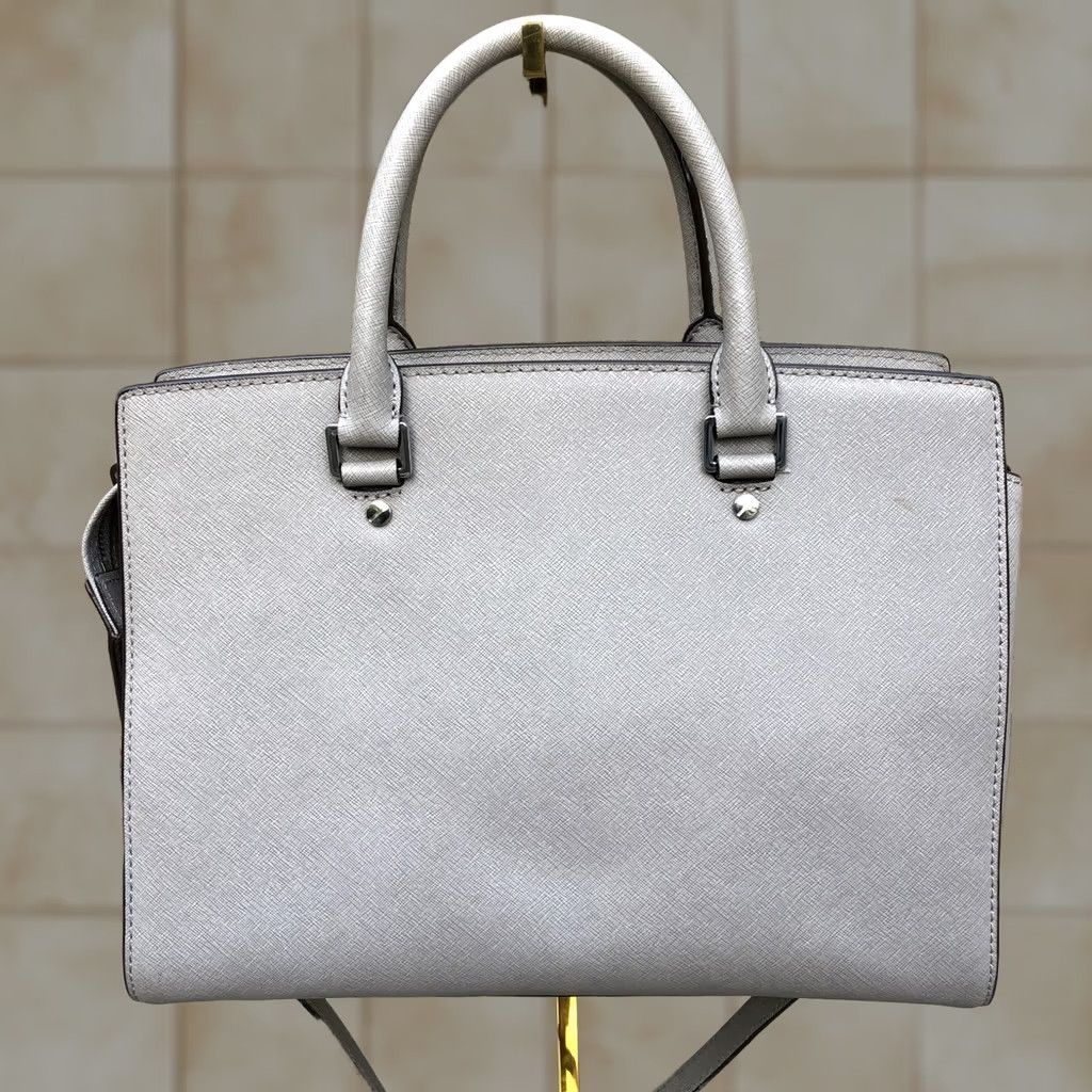 Michael Kors MICHAEL KORS Selma Purse Crossbody Medium Grey Saffiano Leather Shoulder Bag Womens Bag Size ONE SIZE - 1 Thumbnail