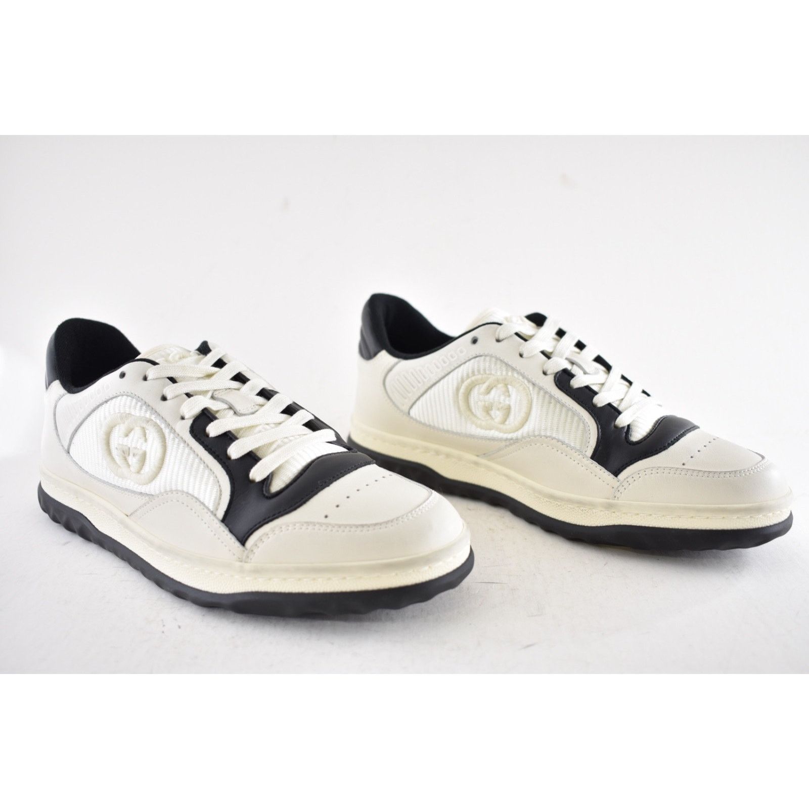 Gucci Gucci Distressed Leather GG Flat Low Top Trainer Sneaker 37 Size US 7 / IT 37 - 4 Thumbnail
