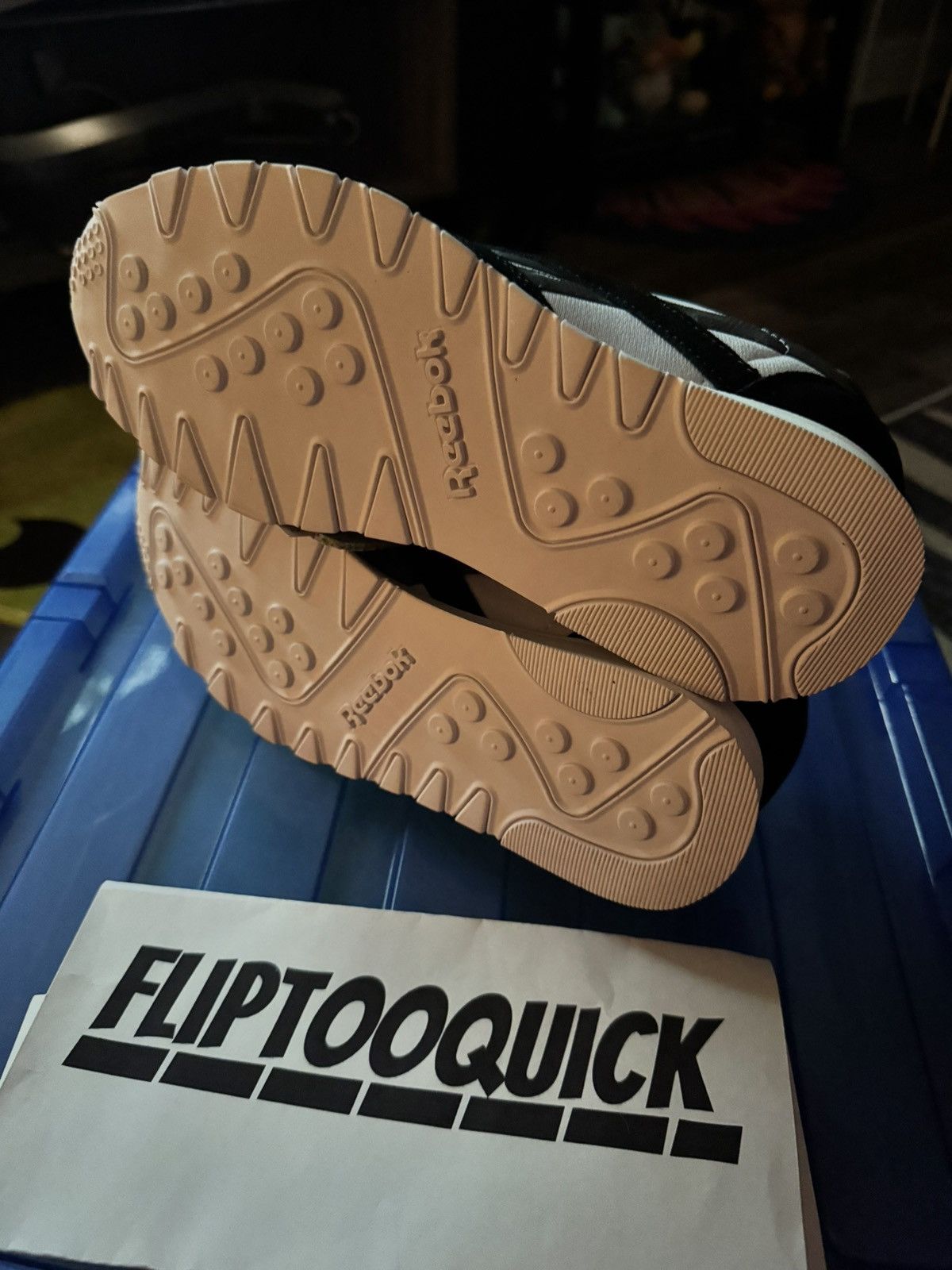 Reebok Vee Friends Gary Vee Reebok Classics Accountable Ant Size US 7 / EU 40 - 5 Thumbnail