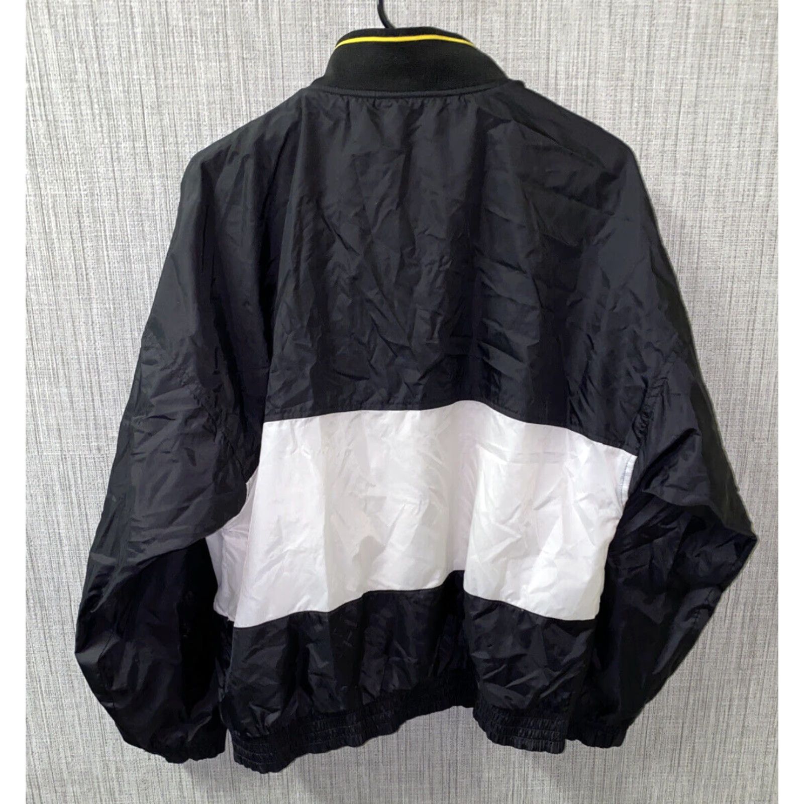 Wilson VINTAGE Wilson Black Nylon Full Zip Water Resistant Rain Jacket Adult Medium Size US M / EU 48-50 / 2 - 5 Thumbnail