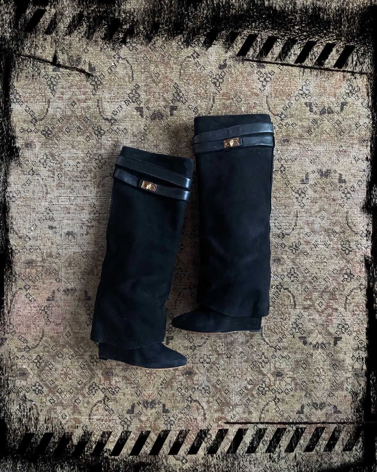 Givenchy Givenchy suede Shark boots Size US 8 / IT 38 - 1 Thumbnail