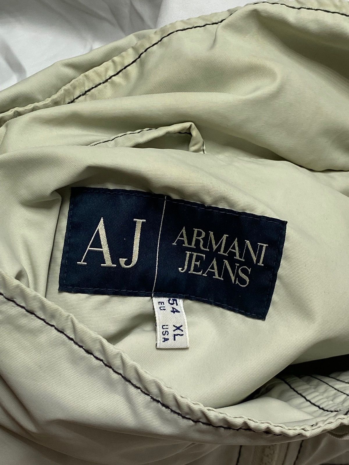 Armani Vintage ARMANI JEANS Grey Lightweight Hood Jacket Shell Size US XL / EU 56 / 4 - 7 Thumbnail
