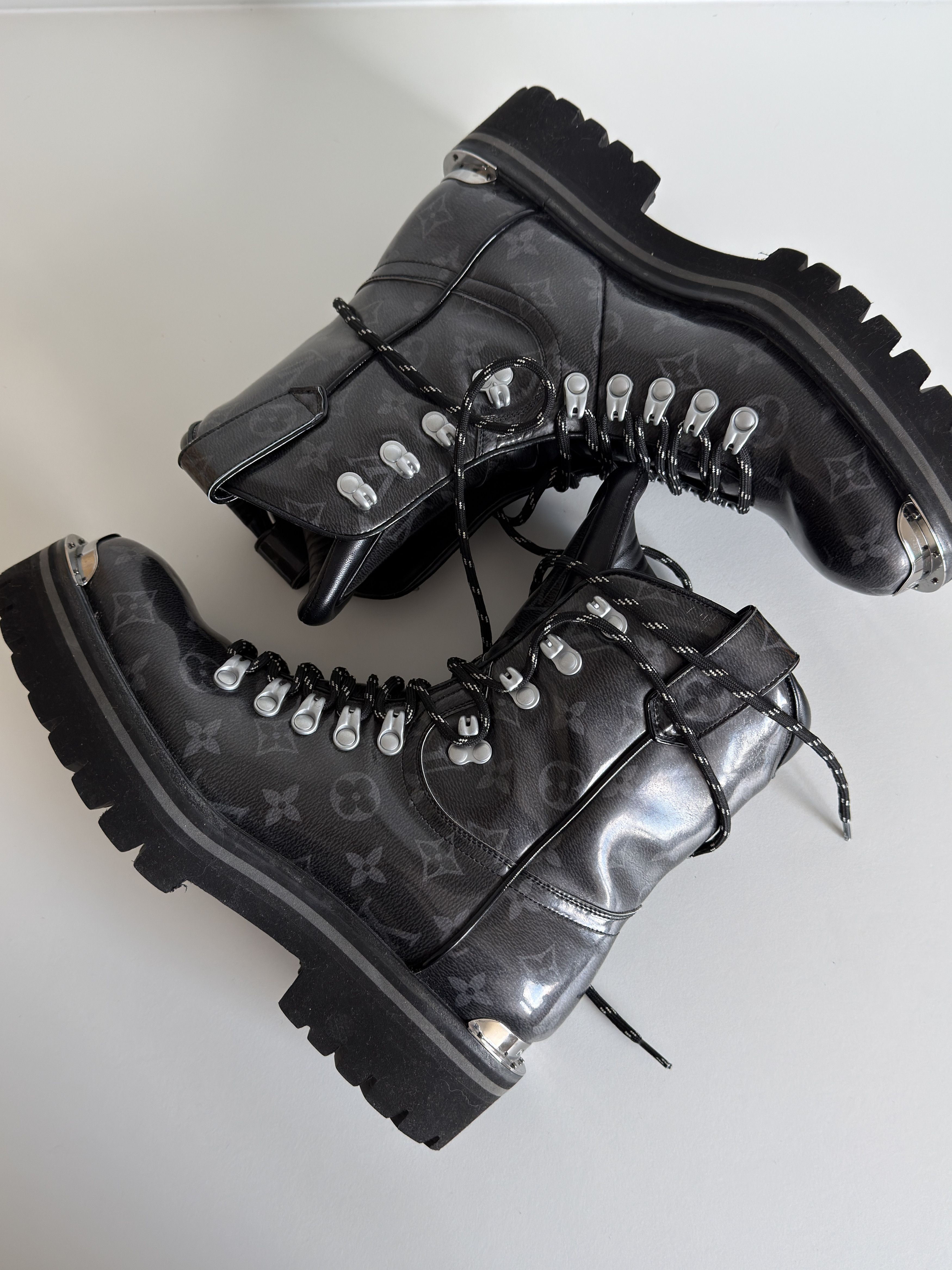 Louis Vuitton Louis Vuitton 6LV Kim Jones Monogram Outland Boots Size US 7.5 / EU 40-41 - 12 Thumbnail