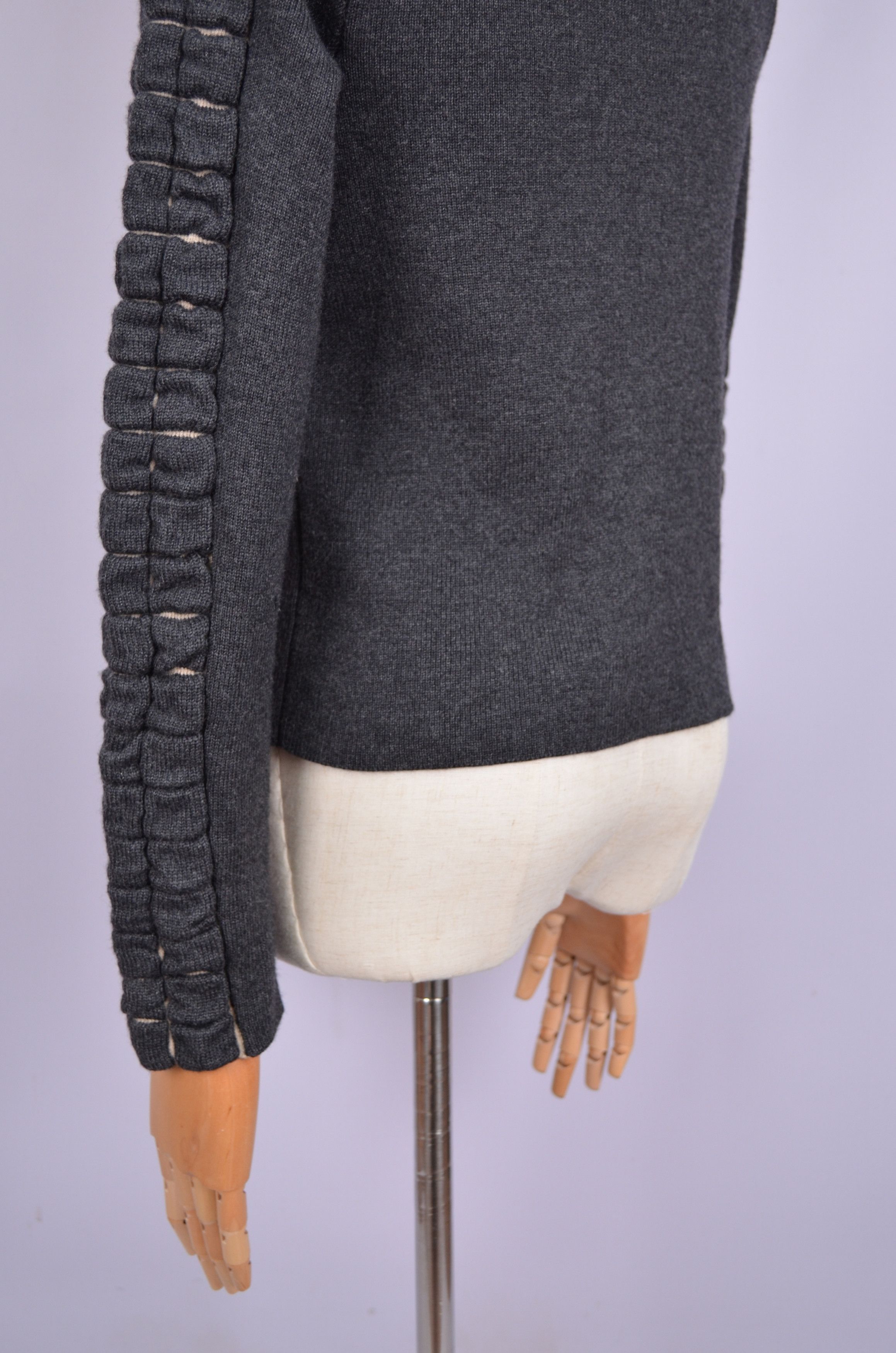 Chanel Chanel Womens Wool Sweater Knit Size FR40 M Medium LOGO CC Size M / US 6-8 / IT 42-44 - 12 Thumbnail