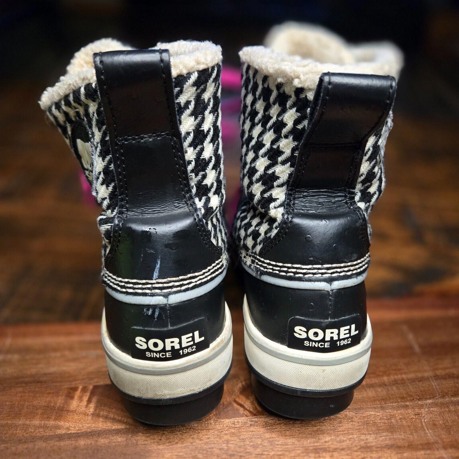 SOREL SOREL Tivoli Houndstooth Boots Snow Womens Size 6 BB3 Size US 6 / IT 36 - 6 Thumbnail