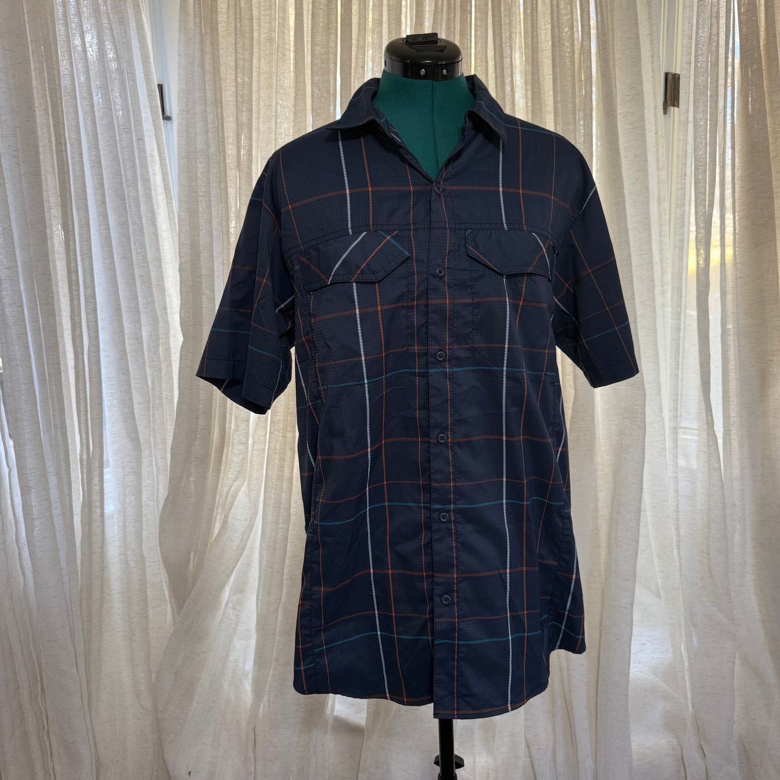 Columbia Columbia Plaid Short-Sleeve Button-Down Shirt | Sz M Size US M / EU 48-50 / 2 - 2 Thumbnail