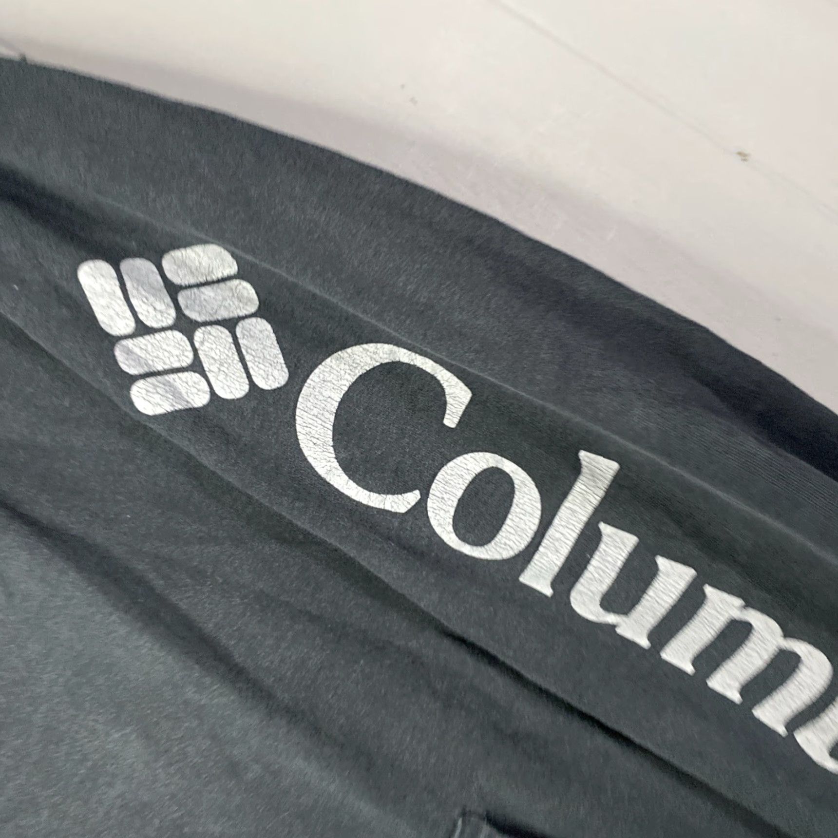 Vintage Columbia Hoodie Mens 2XL Tall Black Pullover Boxy Hiking Nature Grunge 90s Boxy Big & Tall Mens XXL Black Hiking Nature Columbia Hoodie Size US XXL / EU 58 / 5 - 4 Thumbnail
