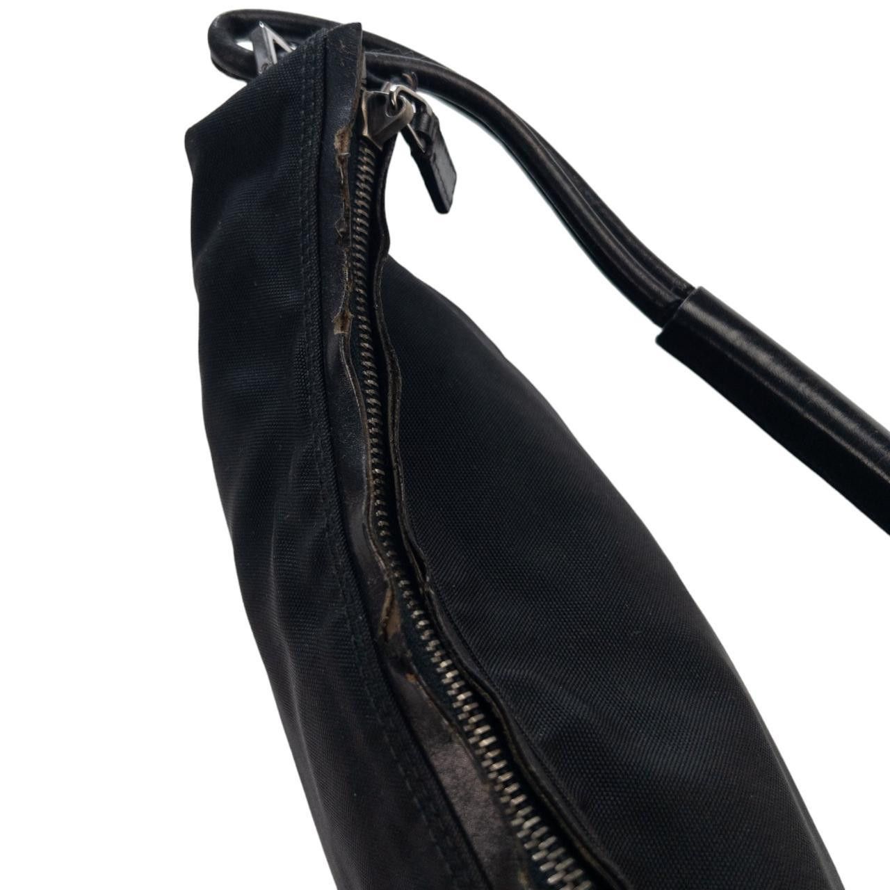 Gucci Vintage Gucci Monogram Shoulder Bag Size ONE SIZE - 6 Thumbnail