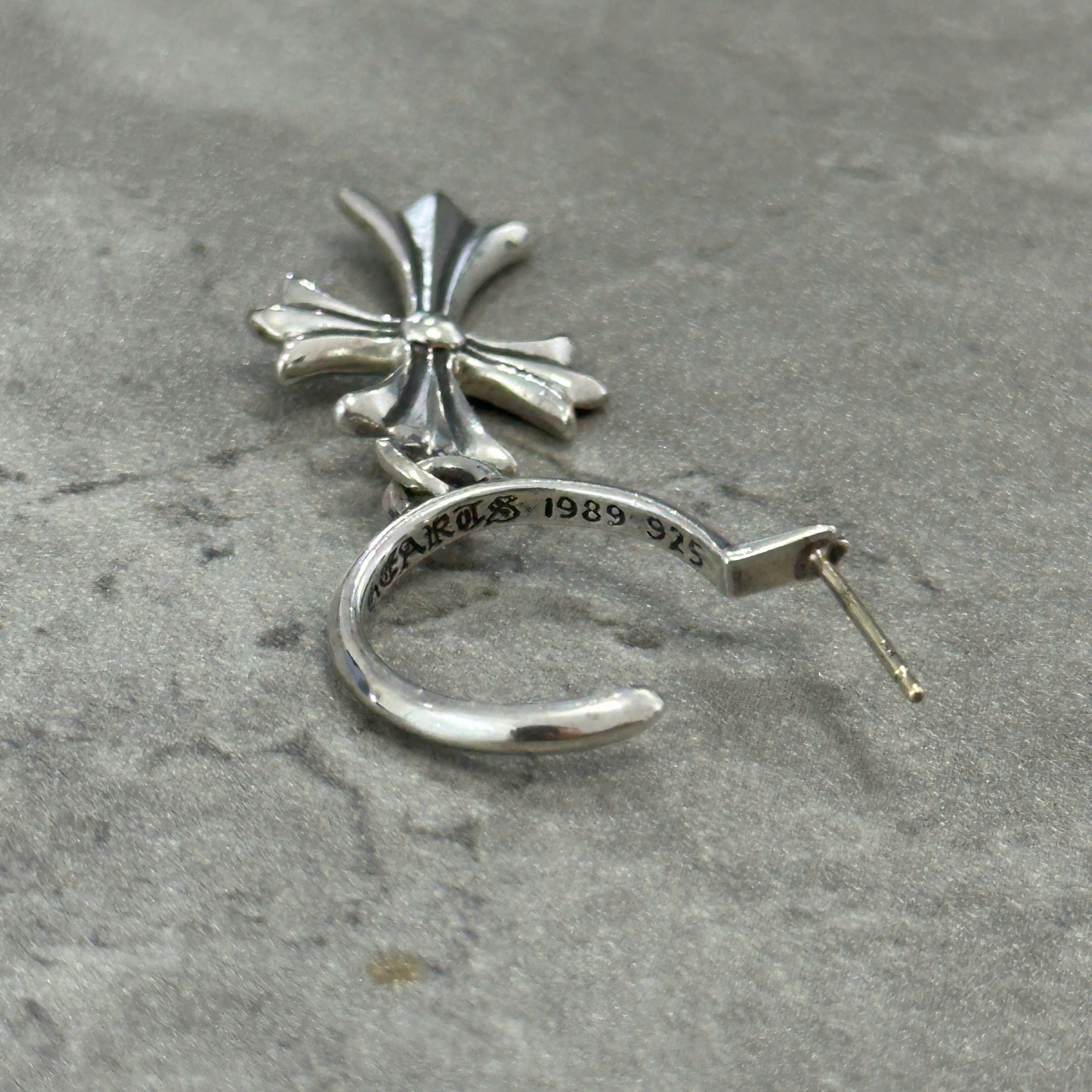 Chrome Hearts Cross Hoop Earring silver