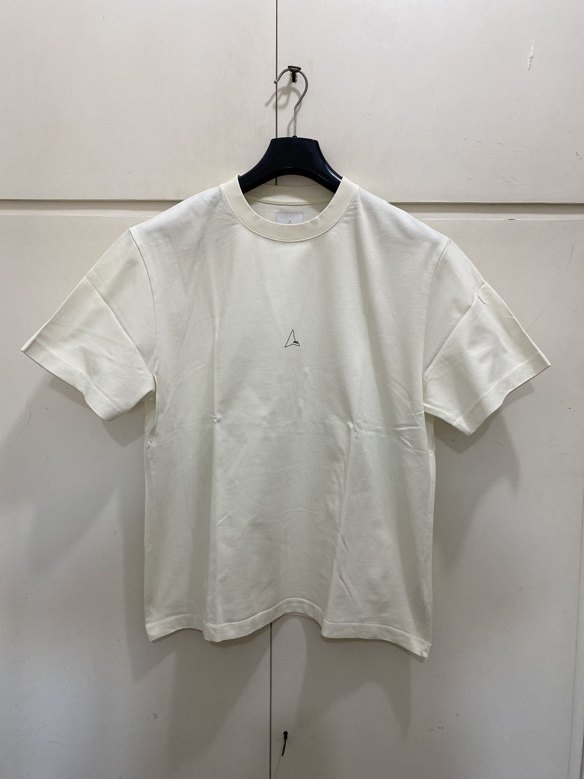 ROA ROA T-shirt, size L, White, used, in excellent condition. Size US L / EU 52-54 / 3 - 2 Thumbnail