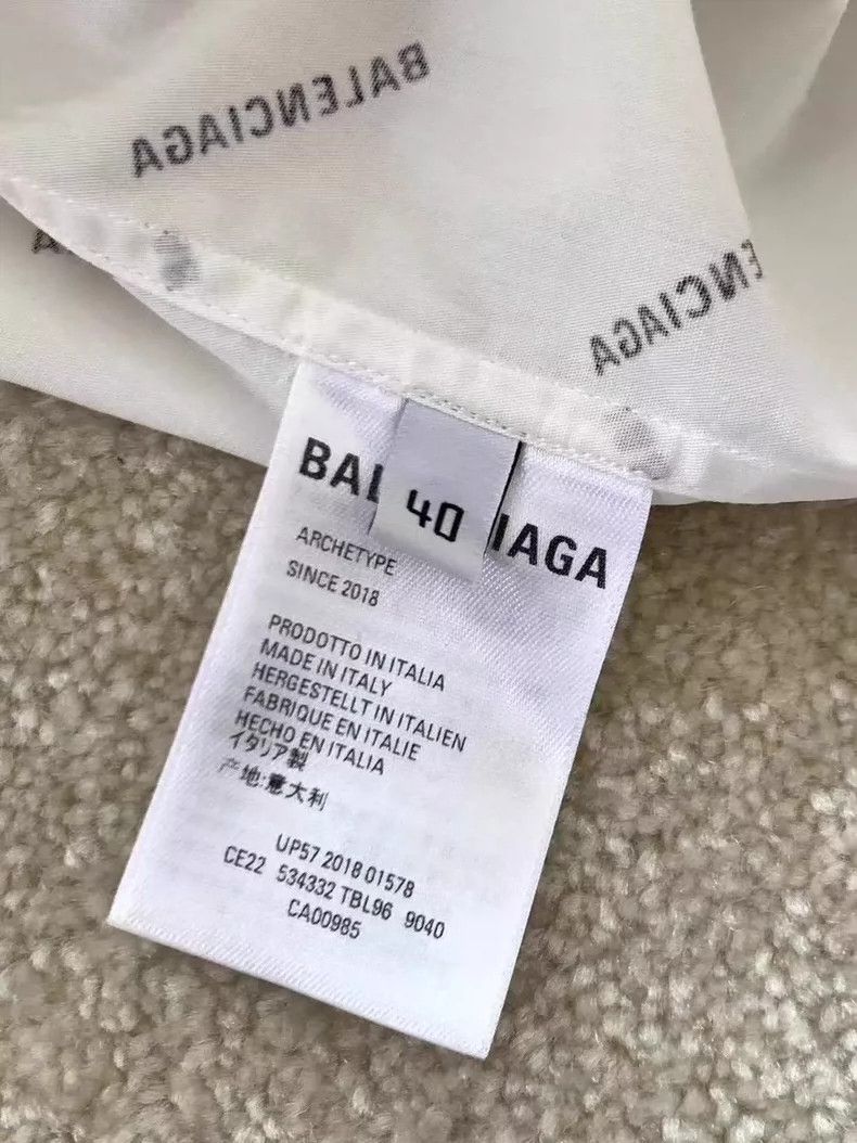 Balenciaga Balenciaga White bullet screen full of shirt 2504-Nextarrow Size US XXS / EU 40 - 6 Thumbnail