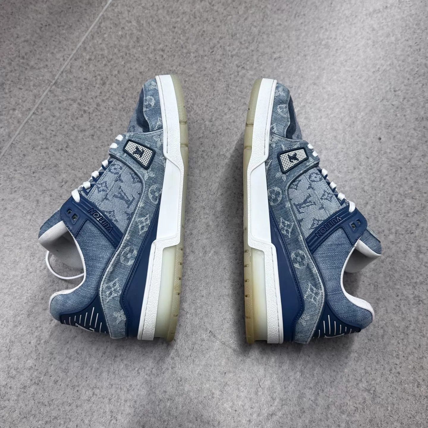 Louis Vuitton LV Trainer Blue/White Denim All Over Print US8 Size US 9 / EU 42 - 8 Thumbnail