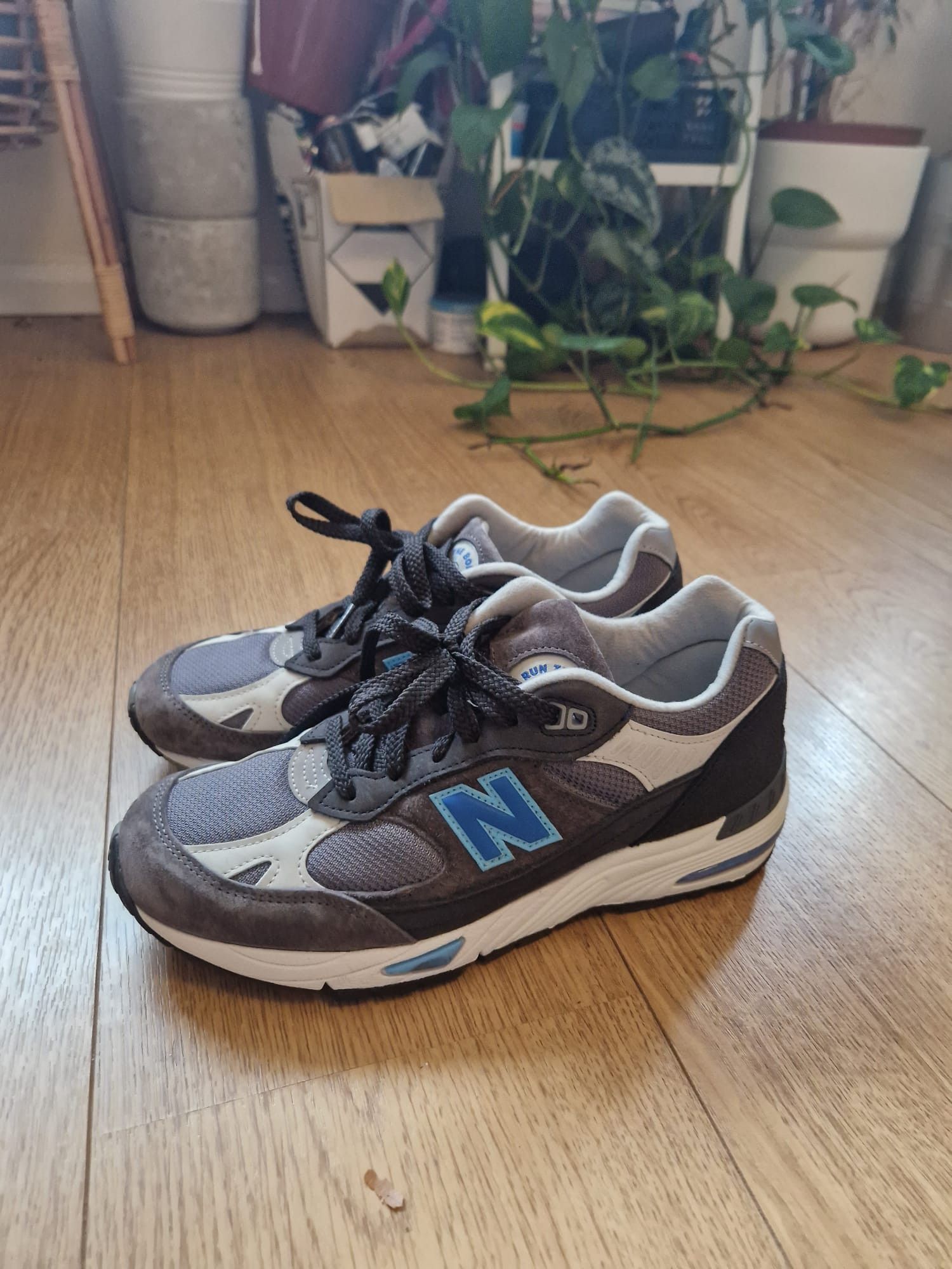 New Balance New Balance 991 Run The Borough London Marathon Size US 7.5 / EU 40-41 - 1 Thumbnail