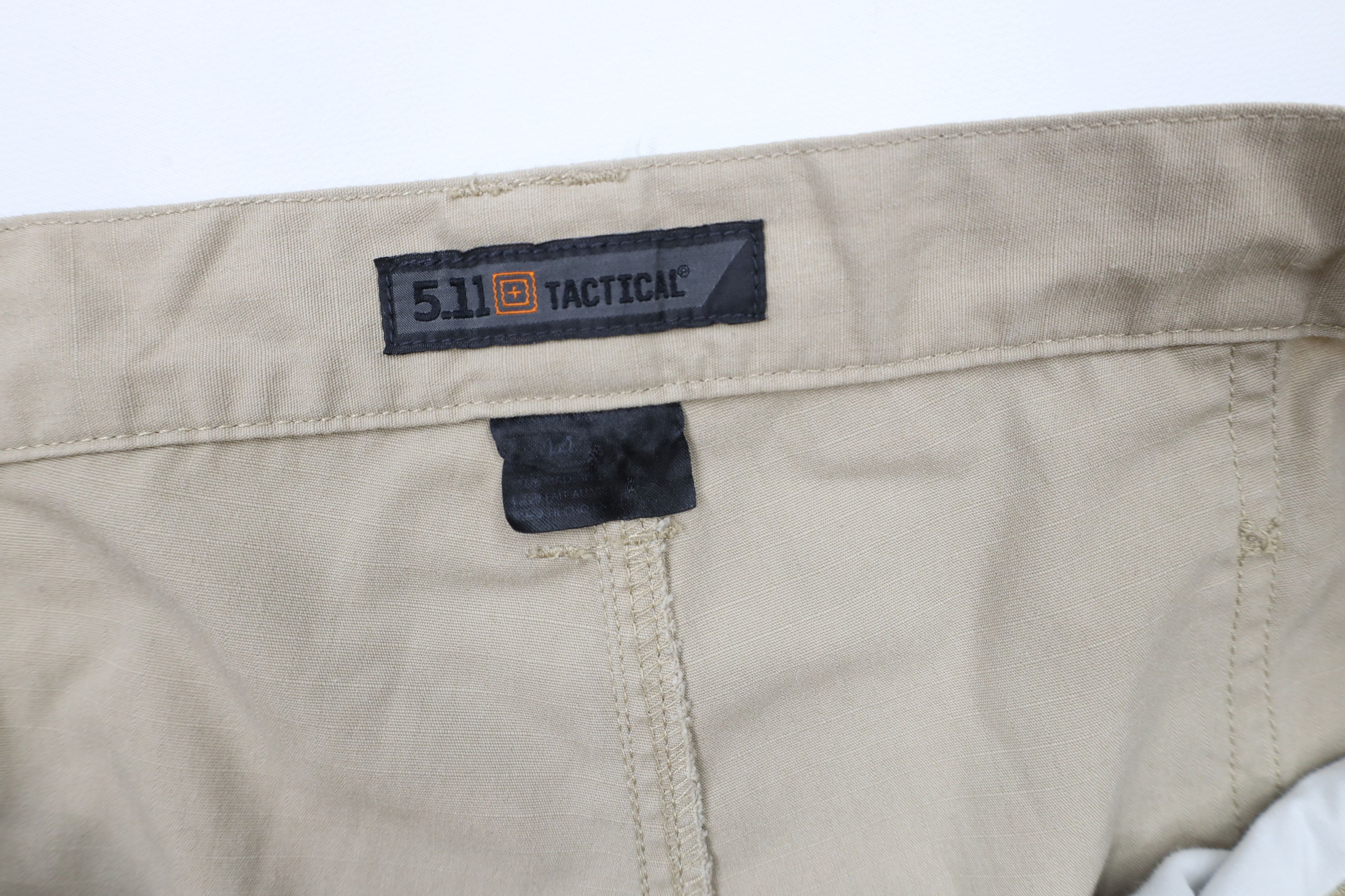 Vintage 5.11 Tactical Series Ripstop Wide Leg Uniform Cargo Pants Size US 44 / EU 60 - 7 Thumbnail