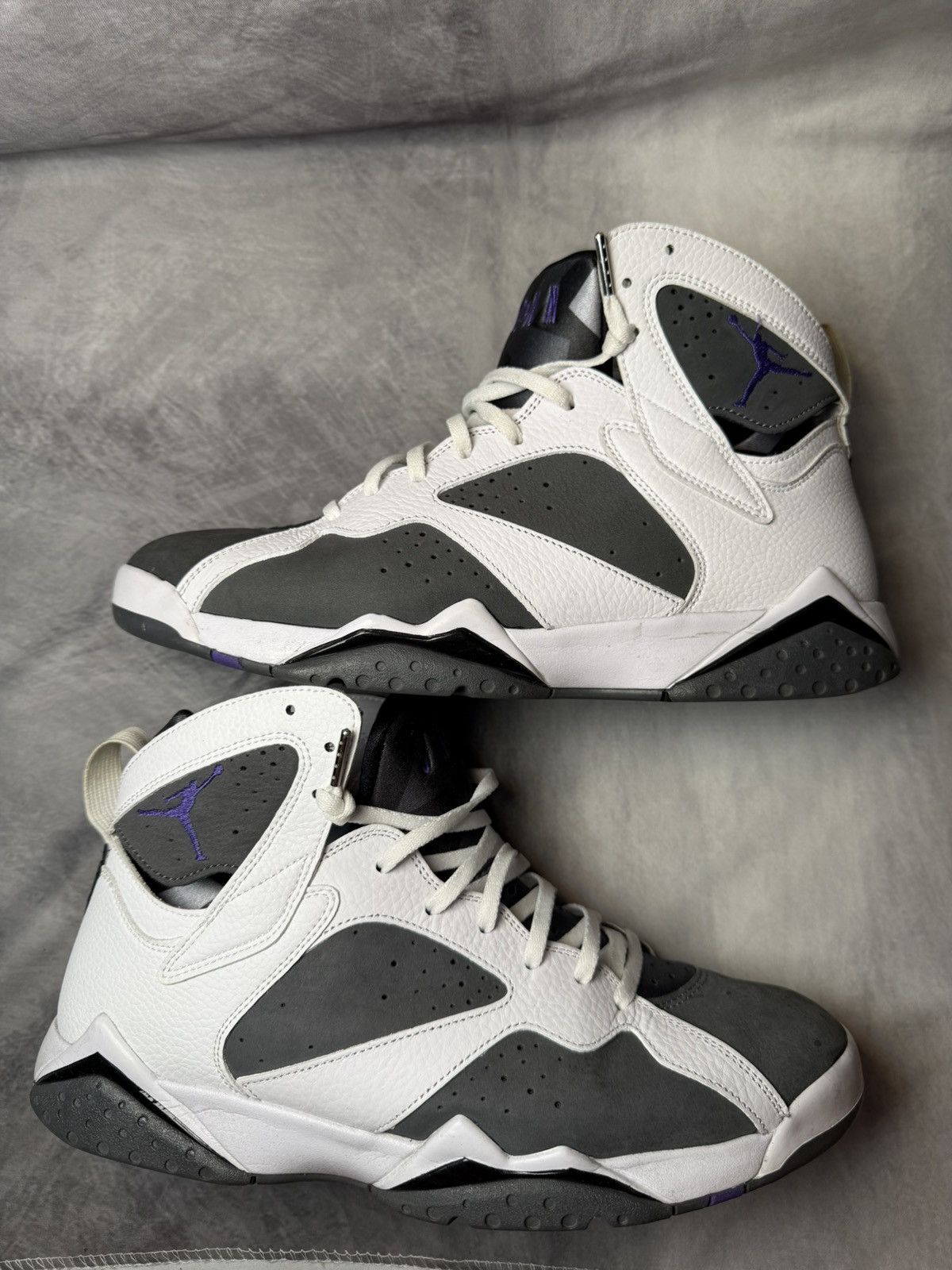 Jordan Brand × Nike Air Jordan 7 Retro Men's White/Gray/Purple Size US 13 / EU 46 - 3 Thumbnail