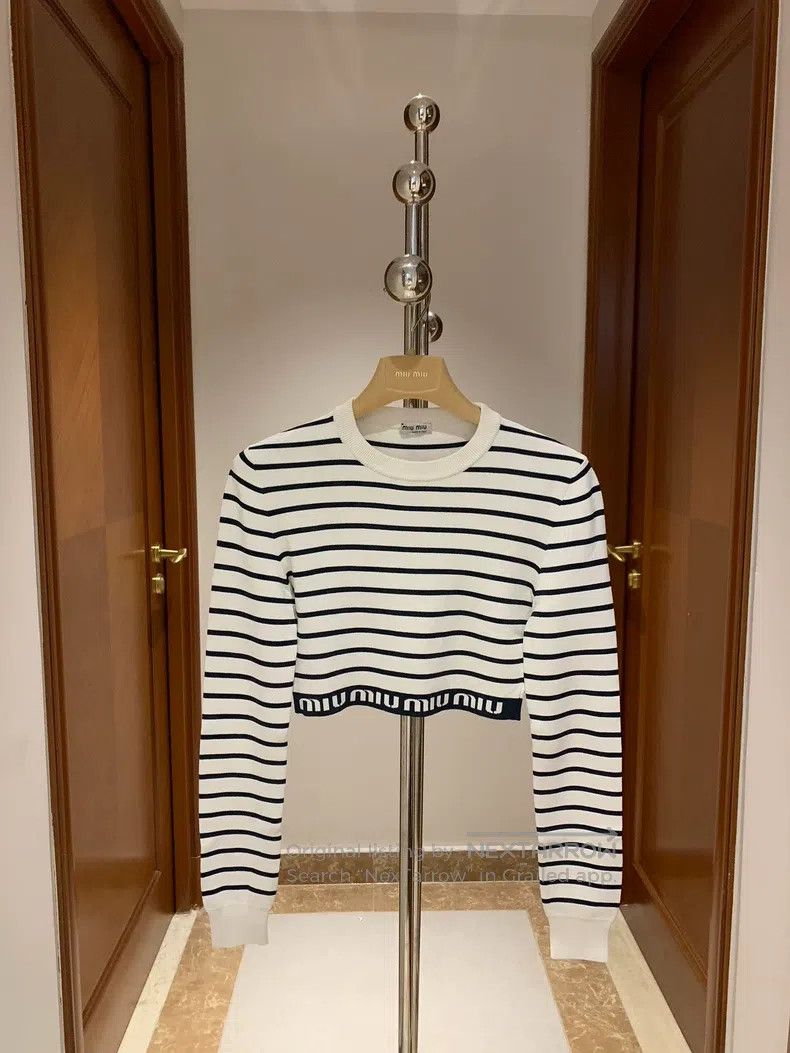Miu Miu Miu Miu 38 Knitted coat Size M / US 6-8 / IT 42-44 - 1 Thumbnail
