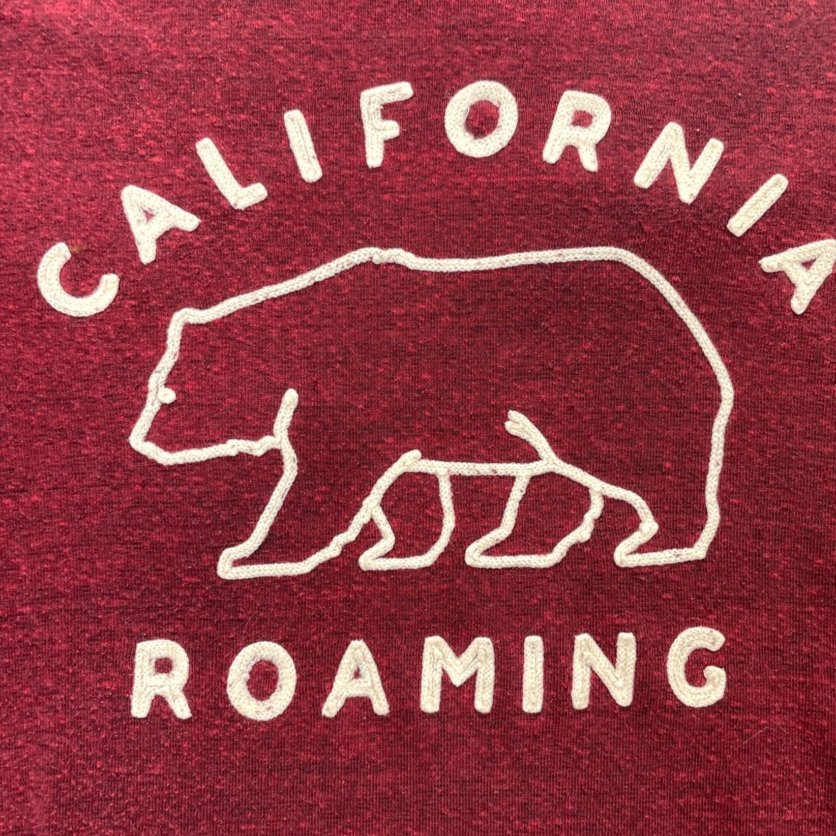 Old Navy Old Navy Shirt Men L Red California Roaming Graphic Knit Bear Nature Crew Neck T-Shirt Size US L / EU 52-54 / 3 - 7 Thumbnail