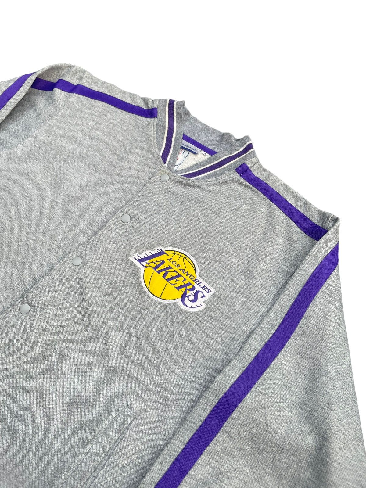 NBA × Reebok Reebok LA Lakers Crewneck Size US XL / EU 56 / 4 - 2 Thumbnail