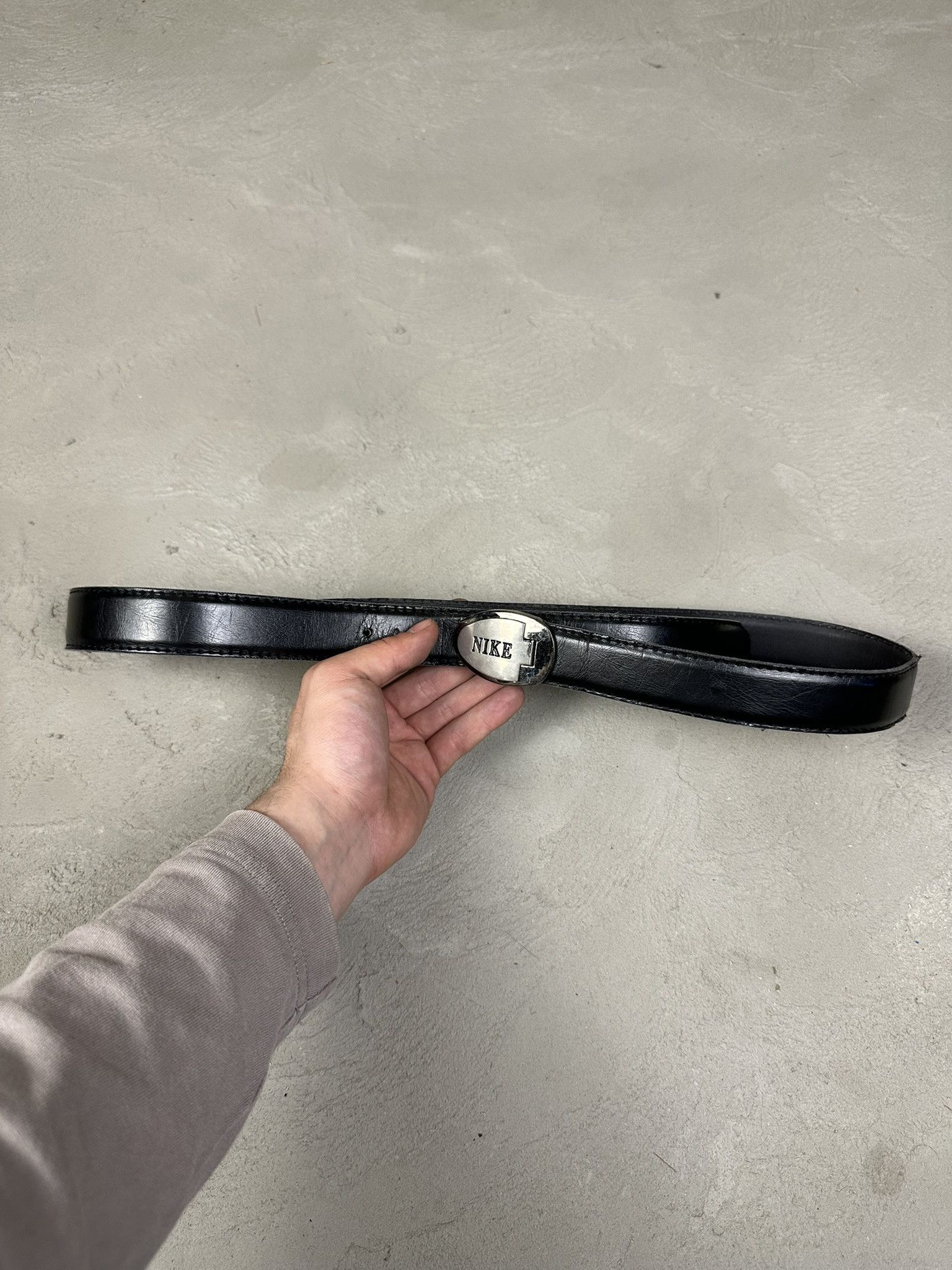 Nike 90s Vintage Nike Leather Spellout Belt Size ONE SIZE - 1 Thumbnail