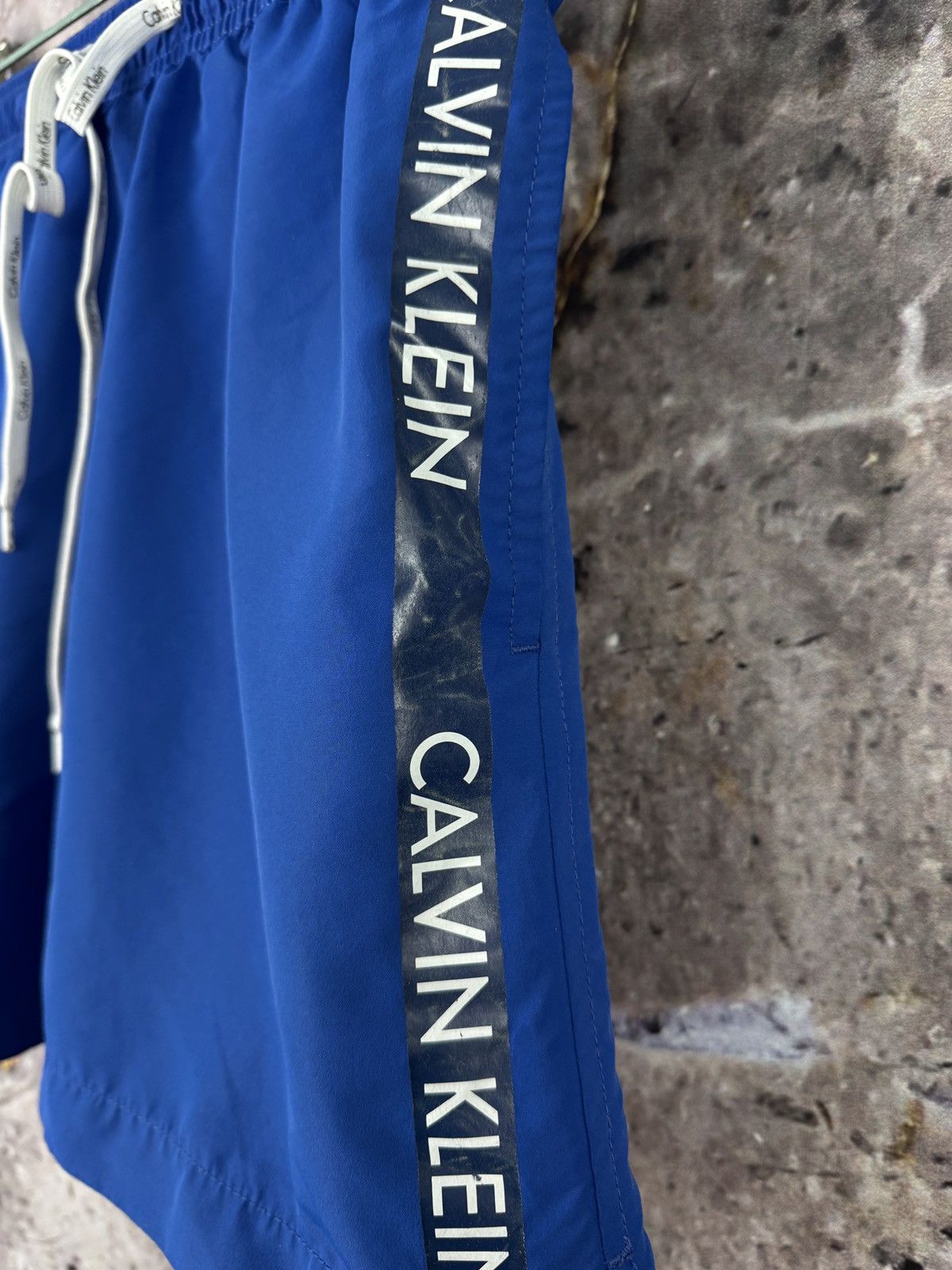 Tommy Hilfiger Men’s Calvin Klein Swimwear Shorts Size Small Size US 30 / EU 46 - 6 Thumbnail