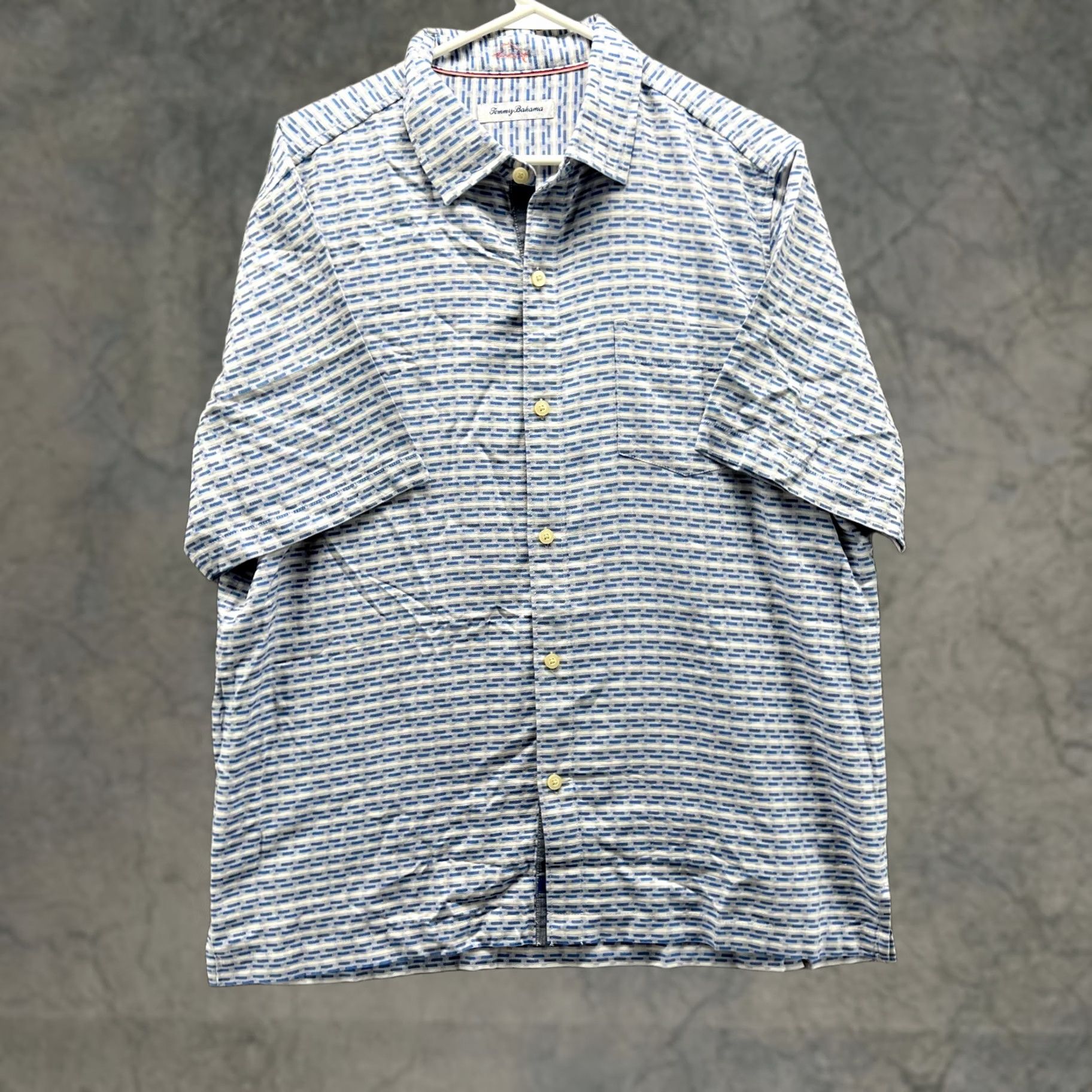 Tommy Bahama Tommy Bahama Shirt Men Large Striped Blue Silk Button-Up Short Sleeve Casual/Business/Formal/Party/Cocktail/Wedding Size US L / EU 52-54 / 3 - 1 Thumbnail