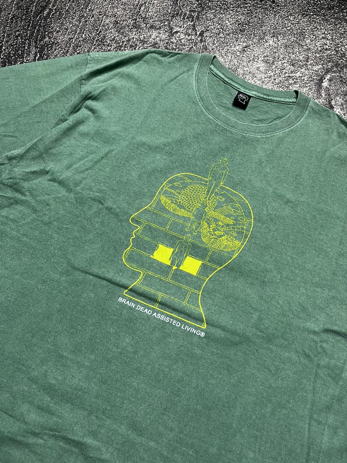 Brain Dead Brain Dead Assisted Living Big Logo T-Shirts Size US XXL / EU 58 / 5 - 4 Thumbnail