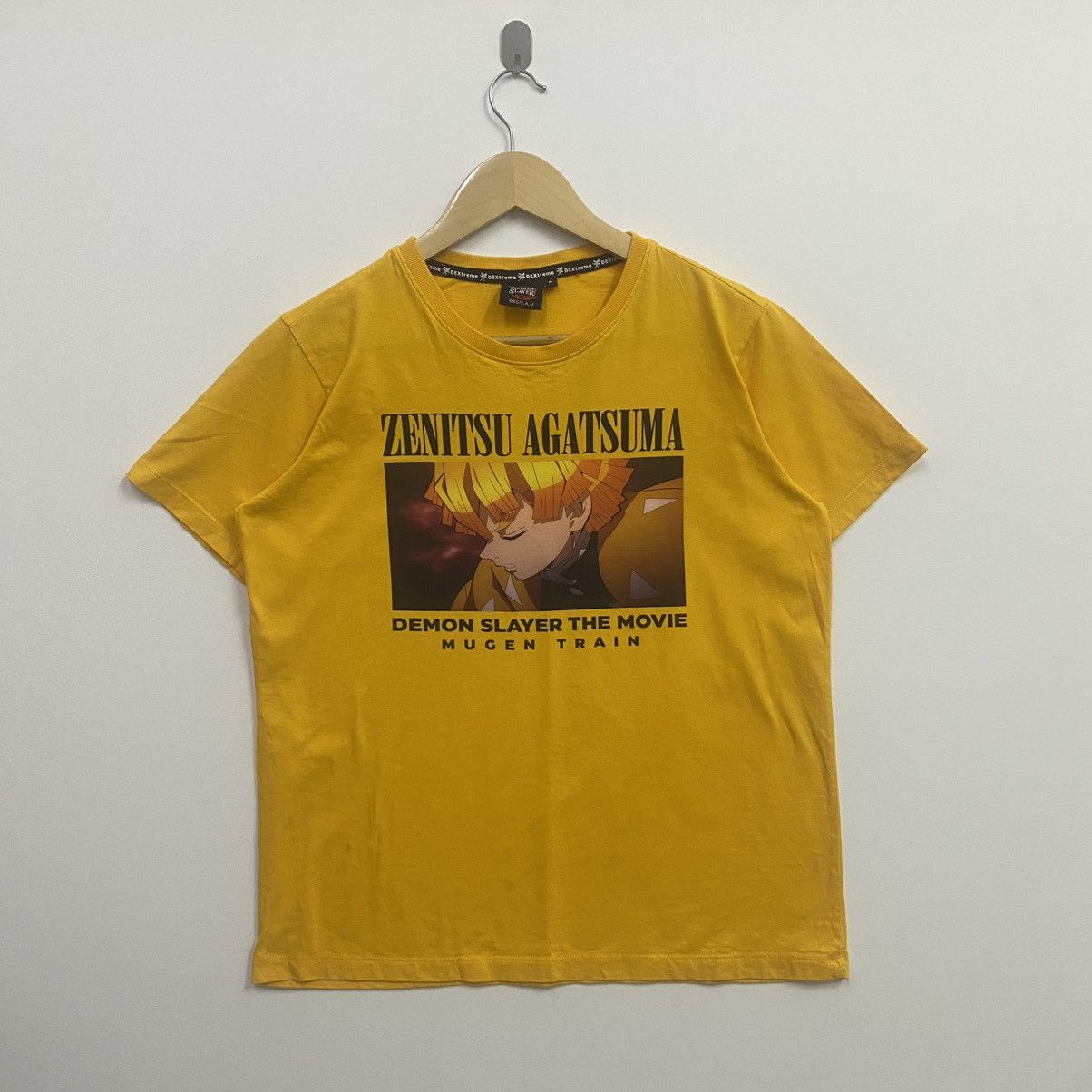 Designer DEMON SLAYER zenitsu agatsuma T-shirt Size US S / EU 44-46 / 1 - 1 Thumbnail