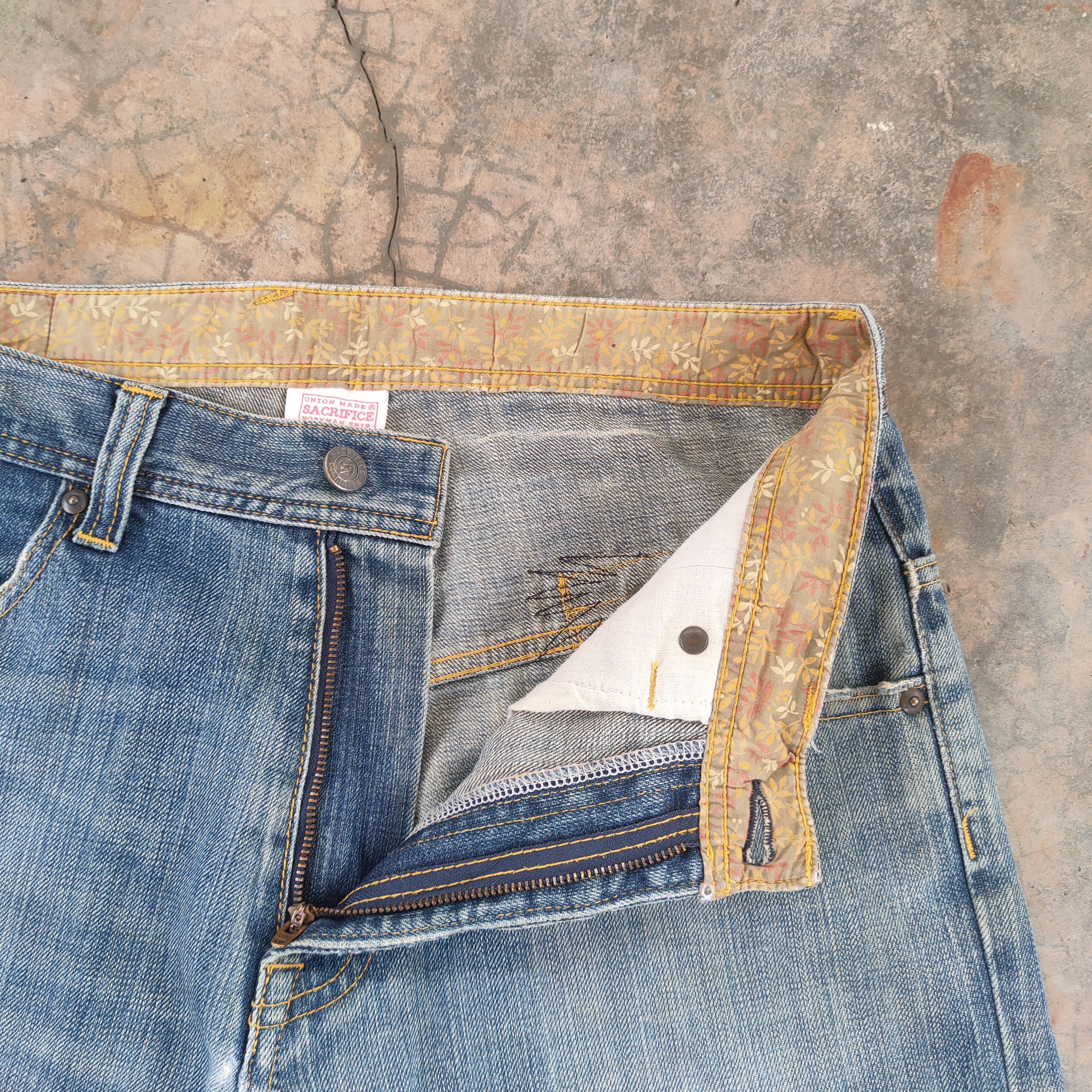 Japanese Brand # VINTAGE JAPANESE FADED DISTRESSED JEAN DENIM PANTS Size US 34 / EU 50 - 8 Thumbnail