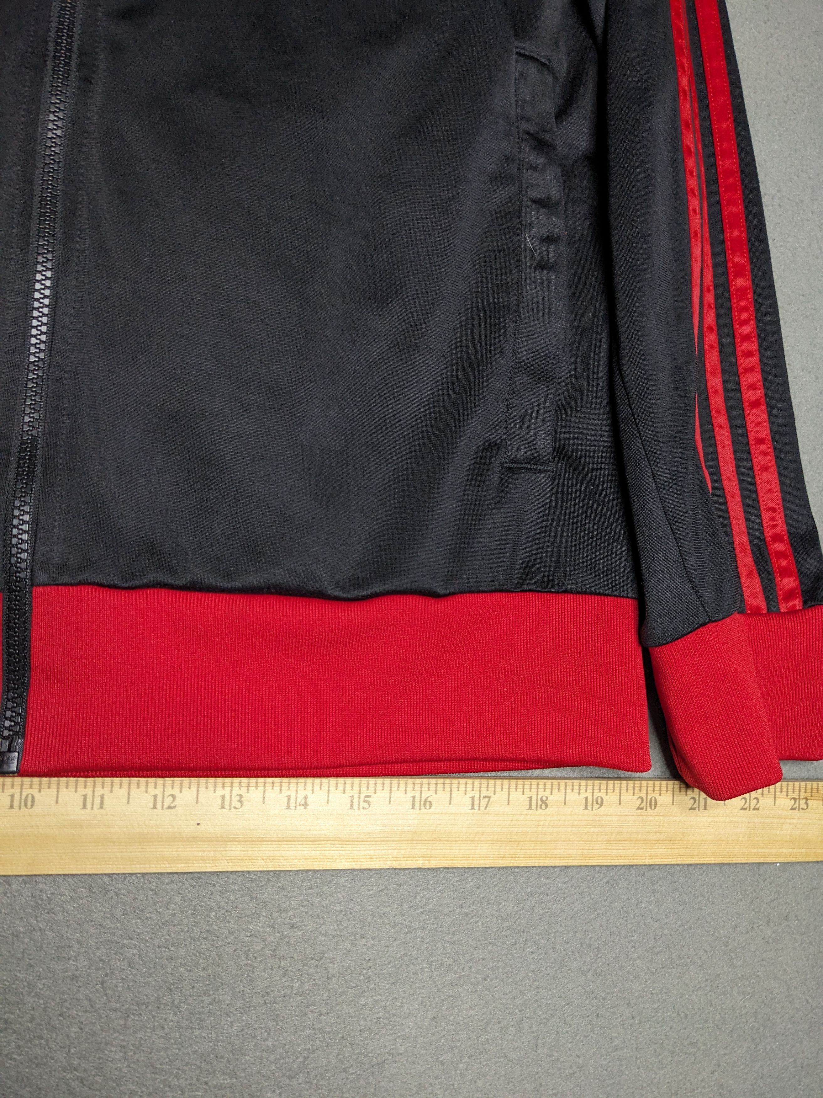 Adidas VINTAGE Adidas AC Milan Track Jacket Large Y2K Soccer Size US L / EU 52-54 / 3 - 11 Thumbnail