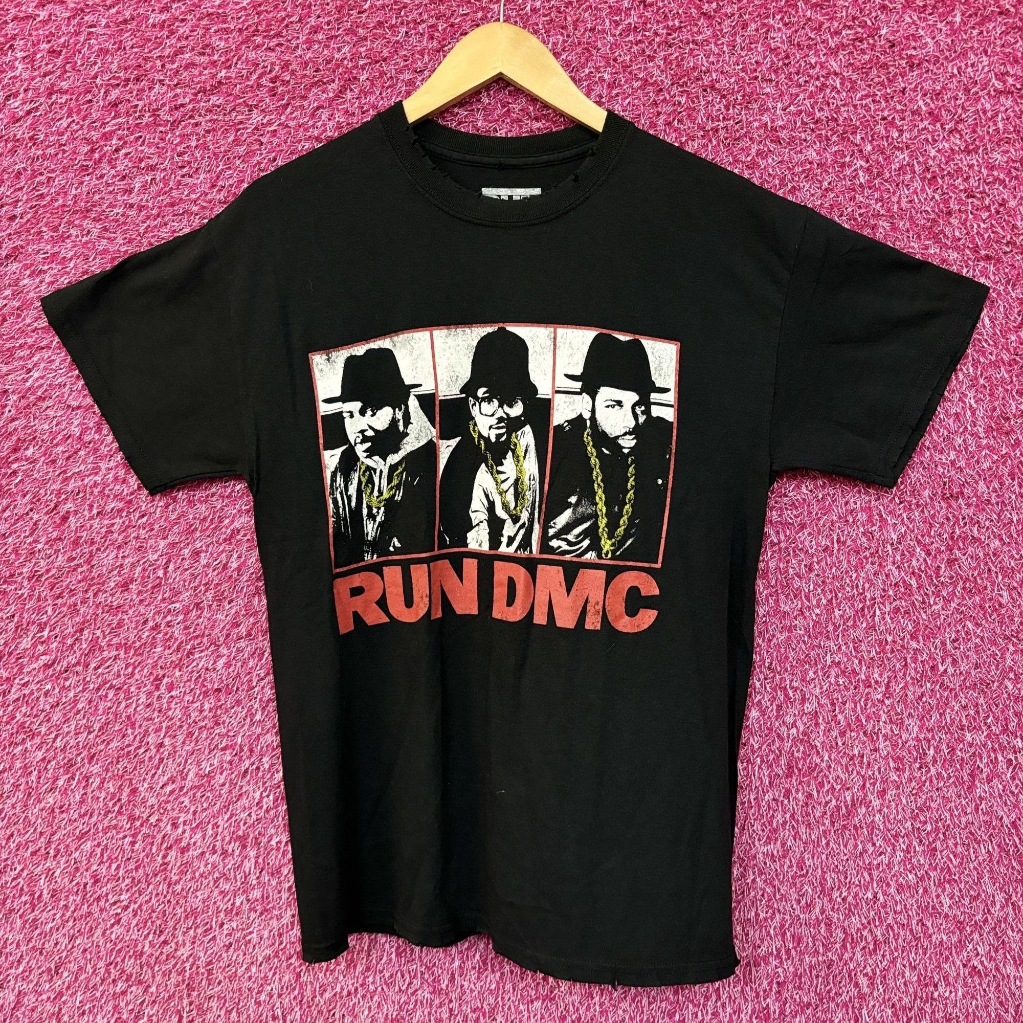 RUN DMC Raising Hell Black Tee　ラップTシャツ RUN DMC Raising Hell Black Tee ラップTシャツ - メルカリ