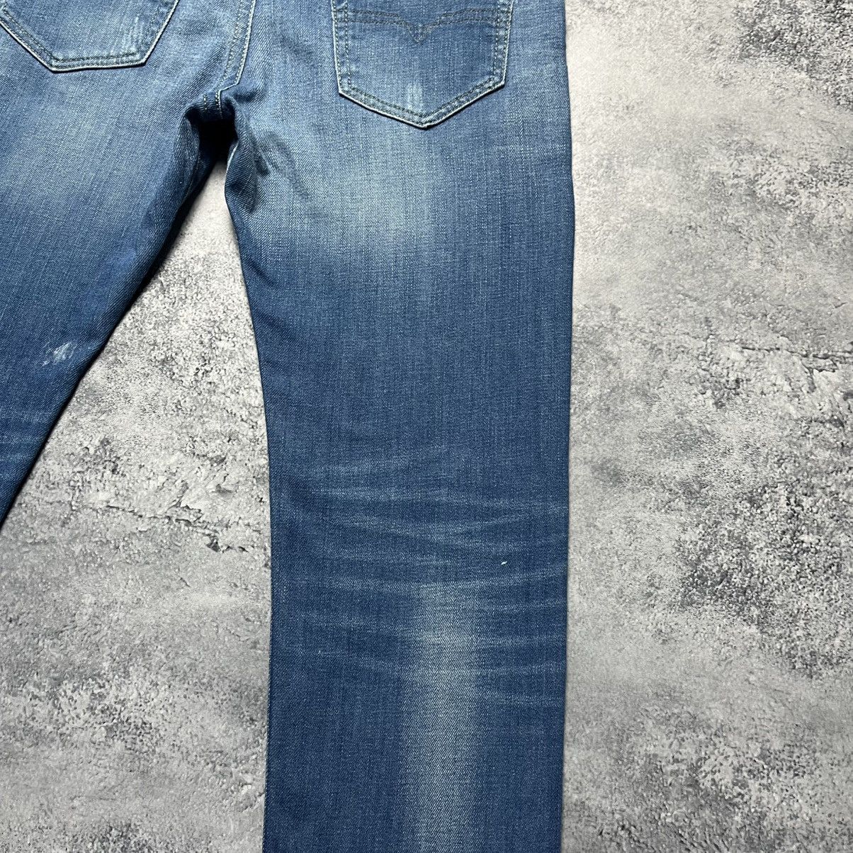Diesel Vintage Diesel Distressed Denim Jeans Buster Streetwear Y2K Size US 32 / EU 48 - 20 Thumbnail
